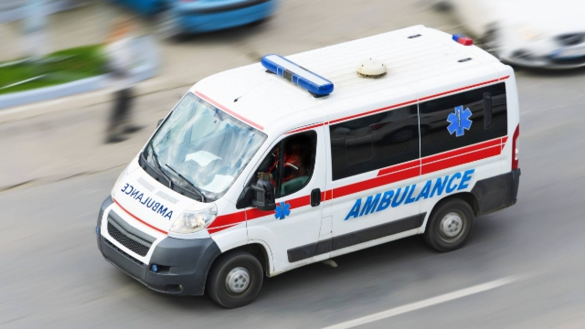 مركبة إسعاف - تعبيرية