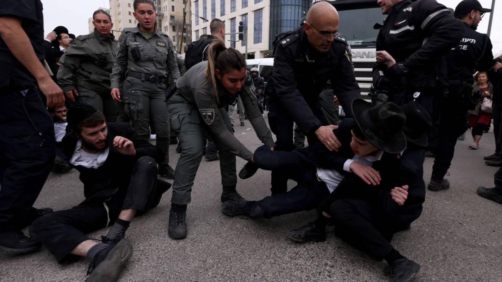 تجنيد يهود متشددين