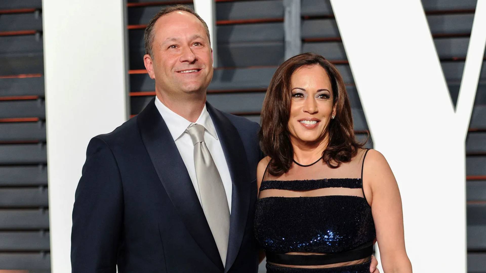 كامالا هاريس وزوجها دوغلاس إيمهوف