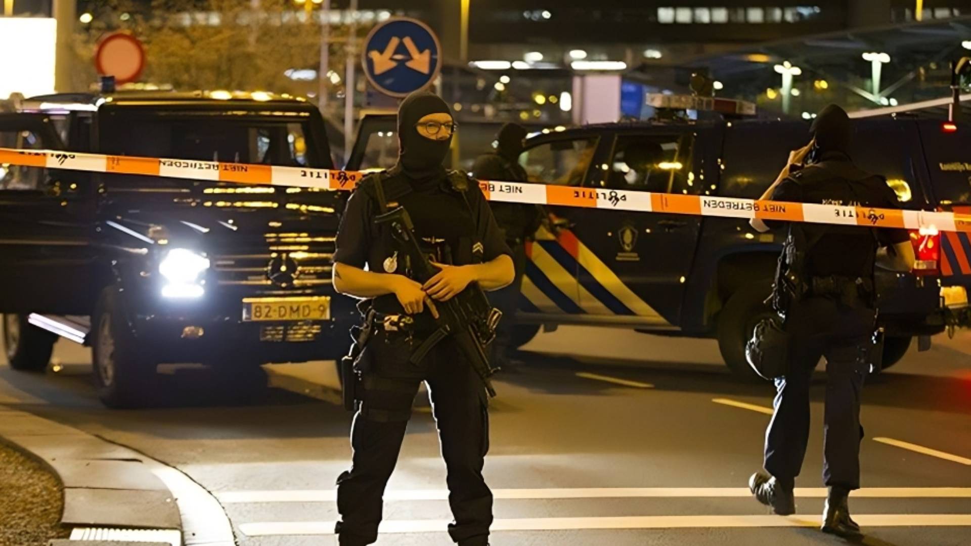 رجال شرطة في هولندا