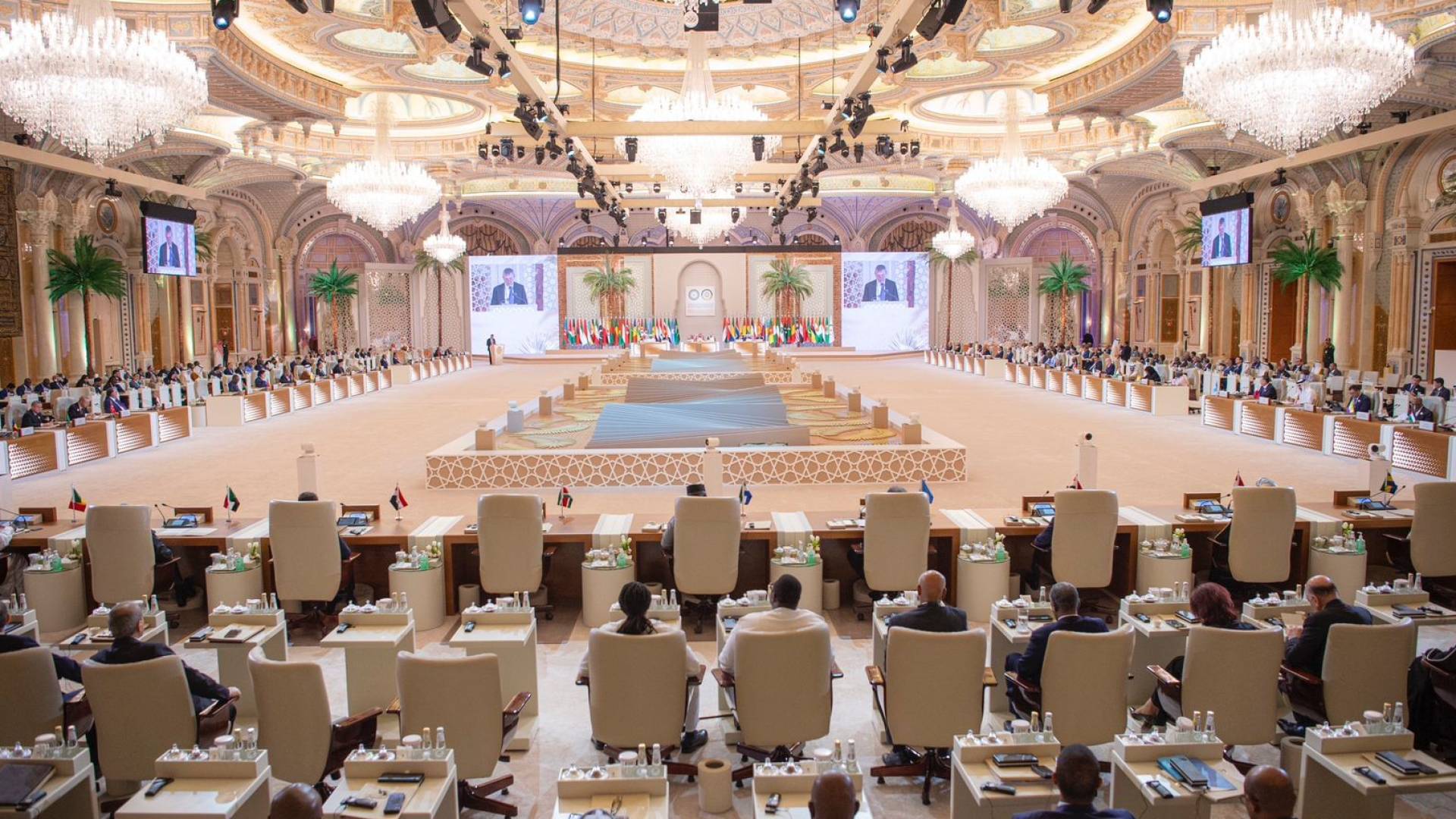 ترقب كبير للقمة العربية الإسلامية الطارئة في الرياض الإثنين