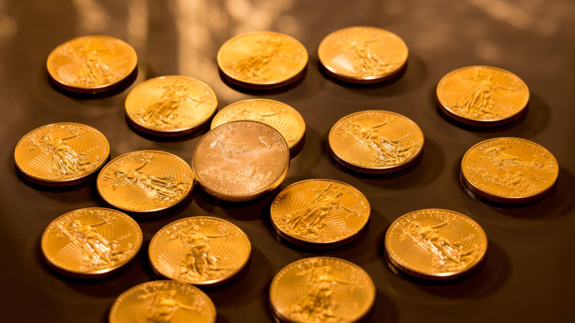 كم تبلغ أسعار ليرات الذهب في الأردن الجمعة؟