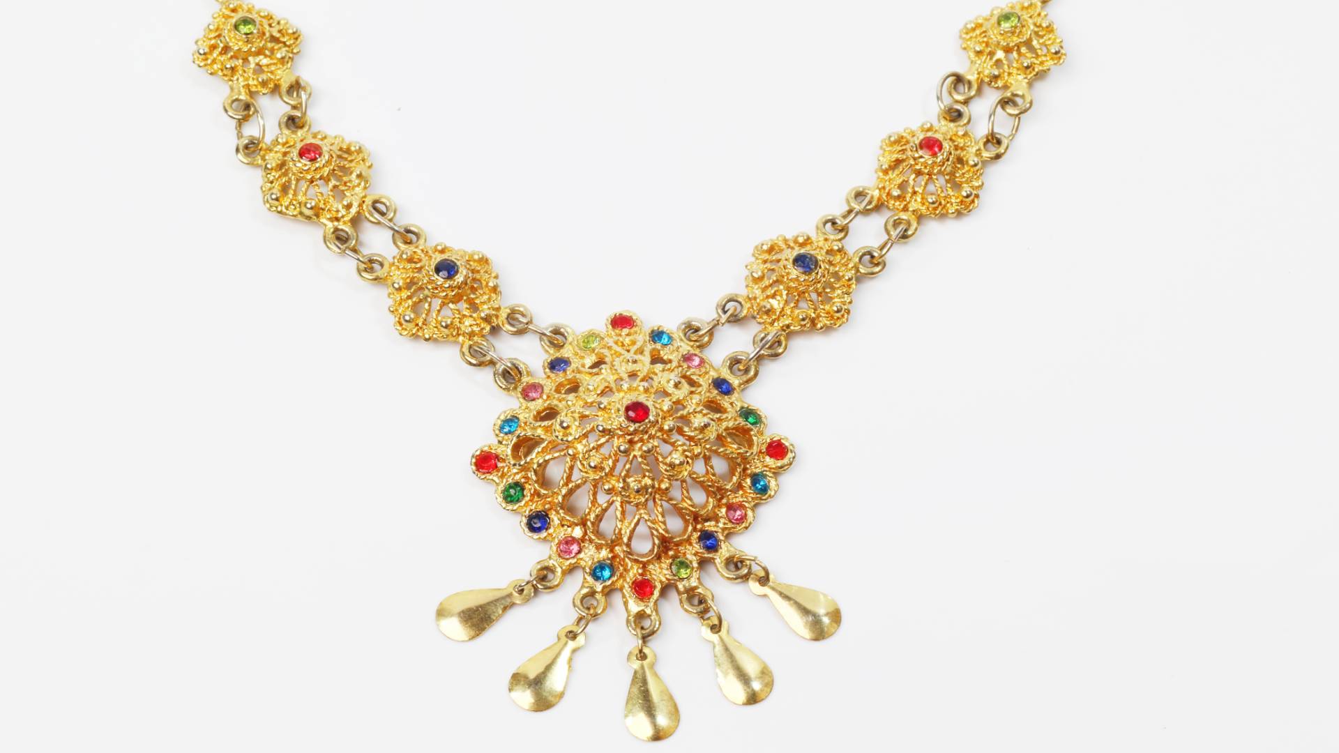 حلي من الذهب