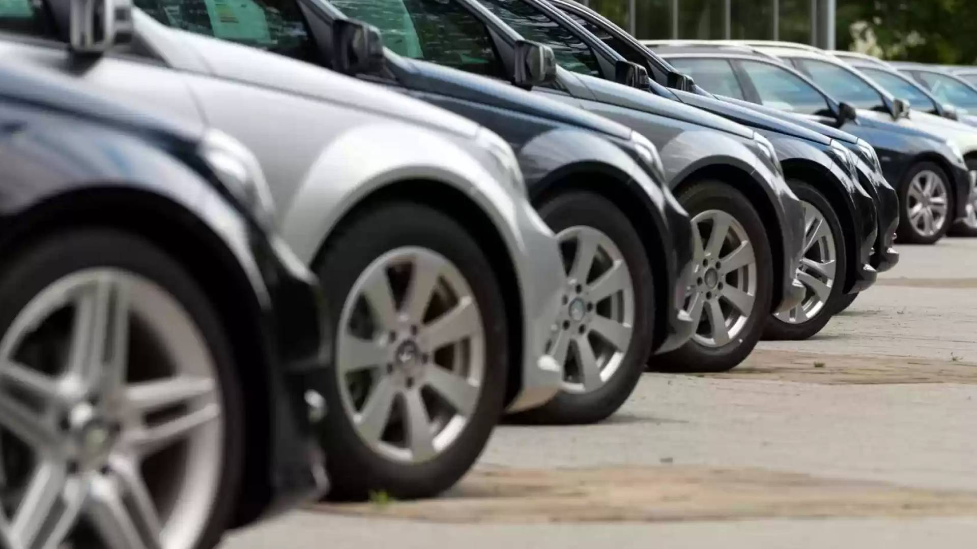 سيارات في الأردن