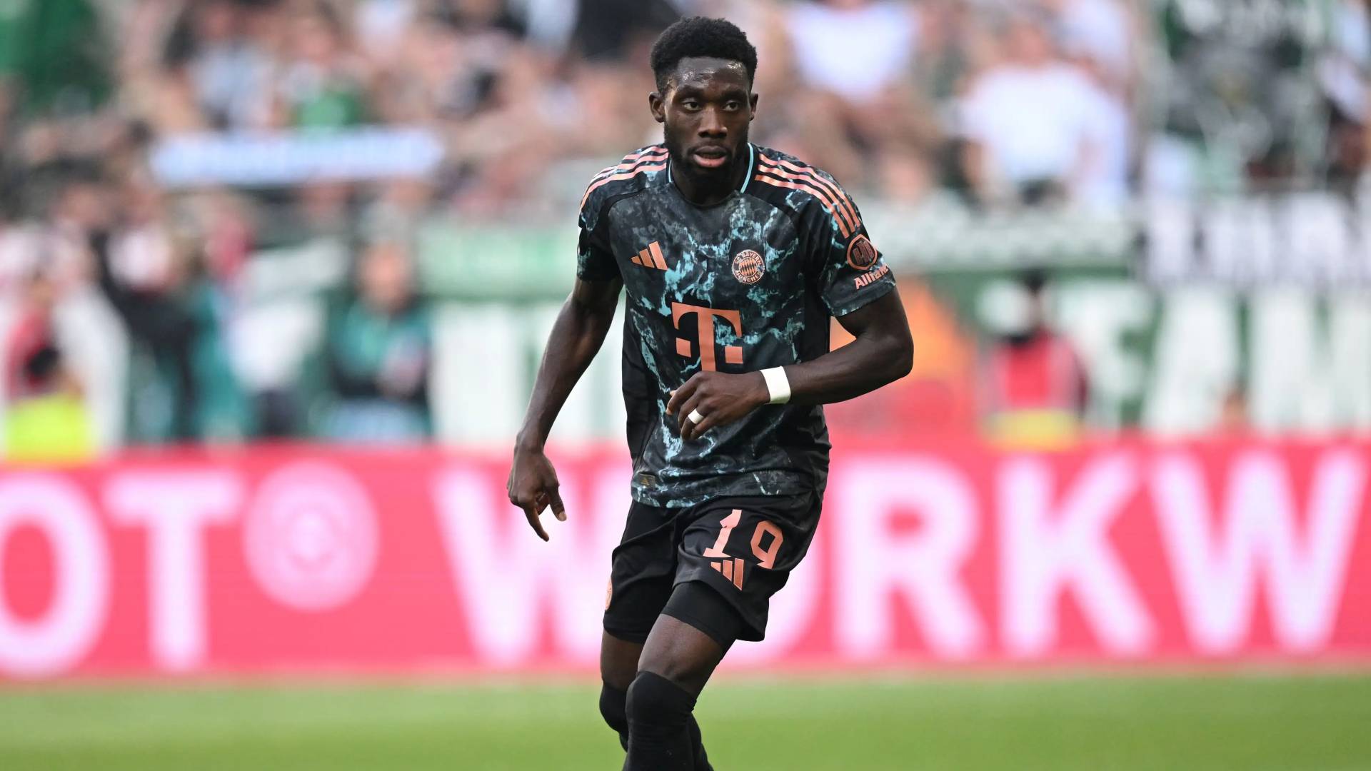 الفونسو ديفيس