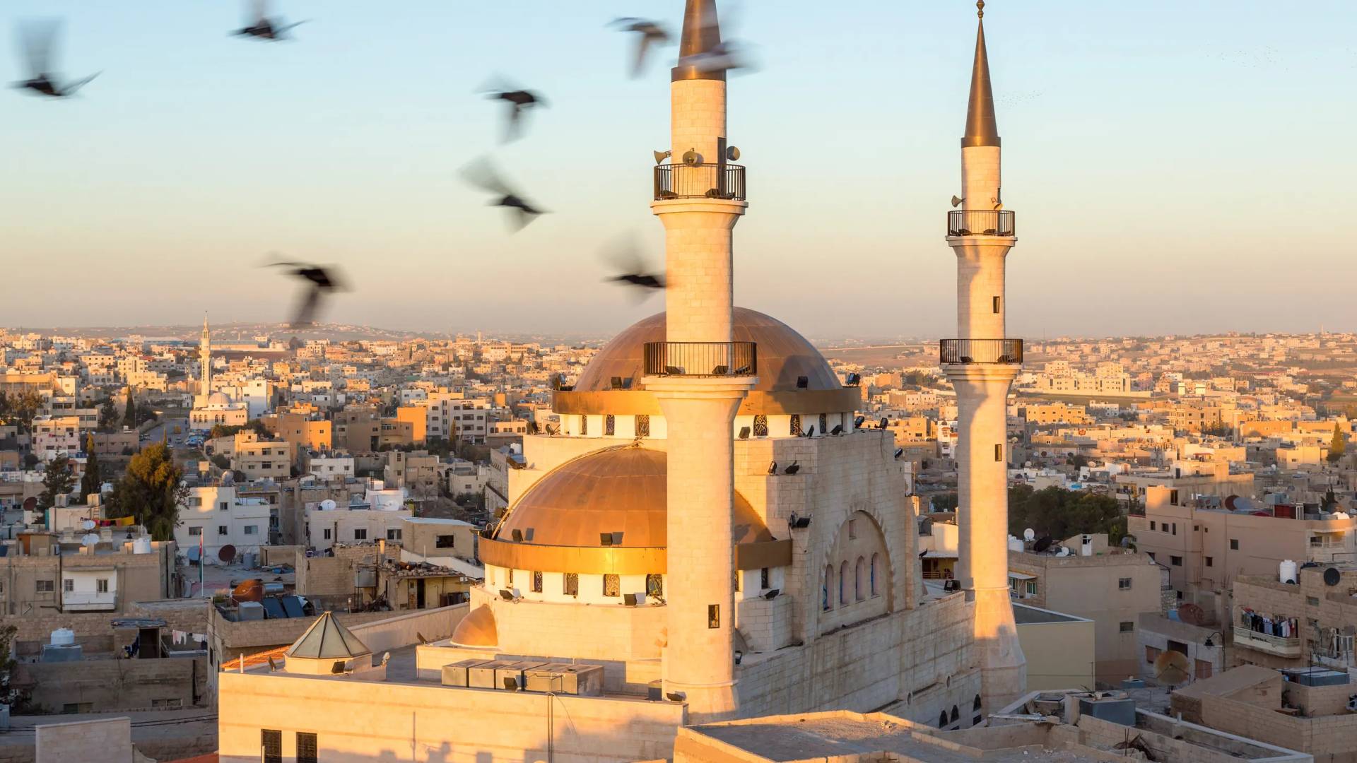 مشهد عام في إحدى مدن الأردن