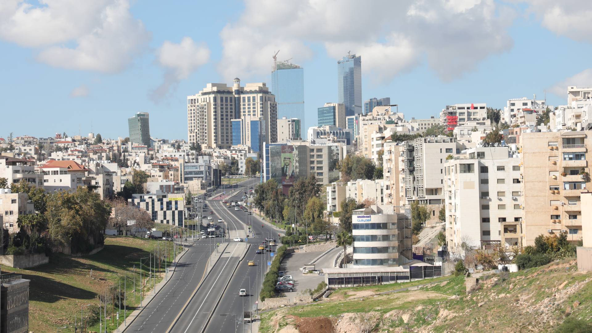 لقطة عامة لأحد الأحياء في العاصمة عمان