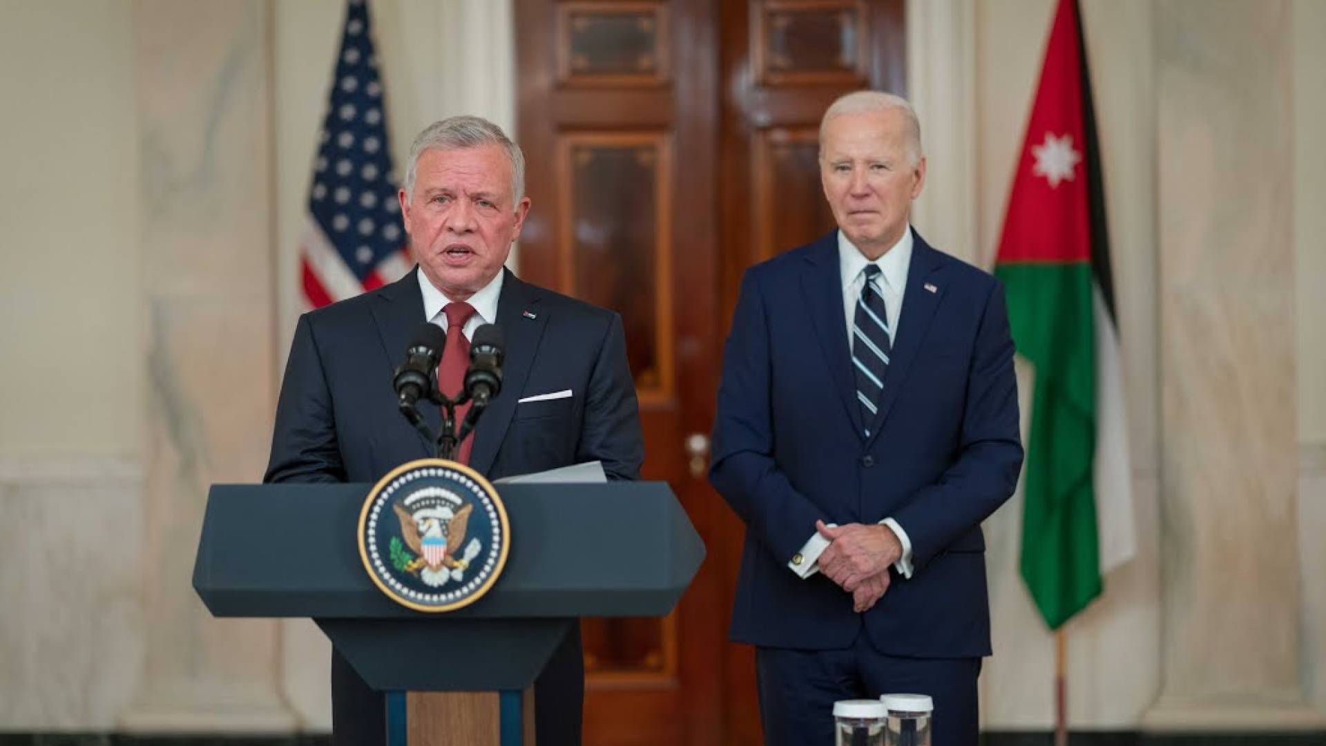 الملك وبايدن يبحثان هاتفيا المستجدات في المنطقة