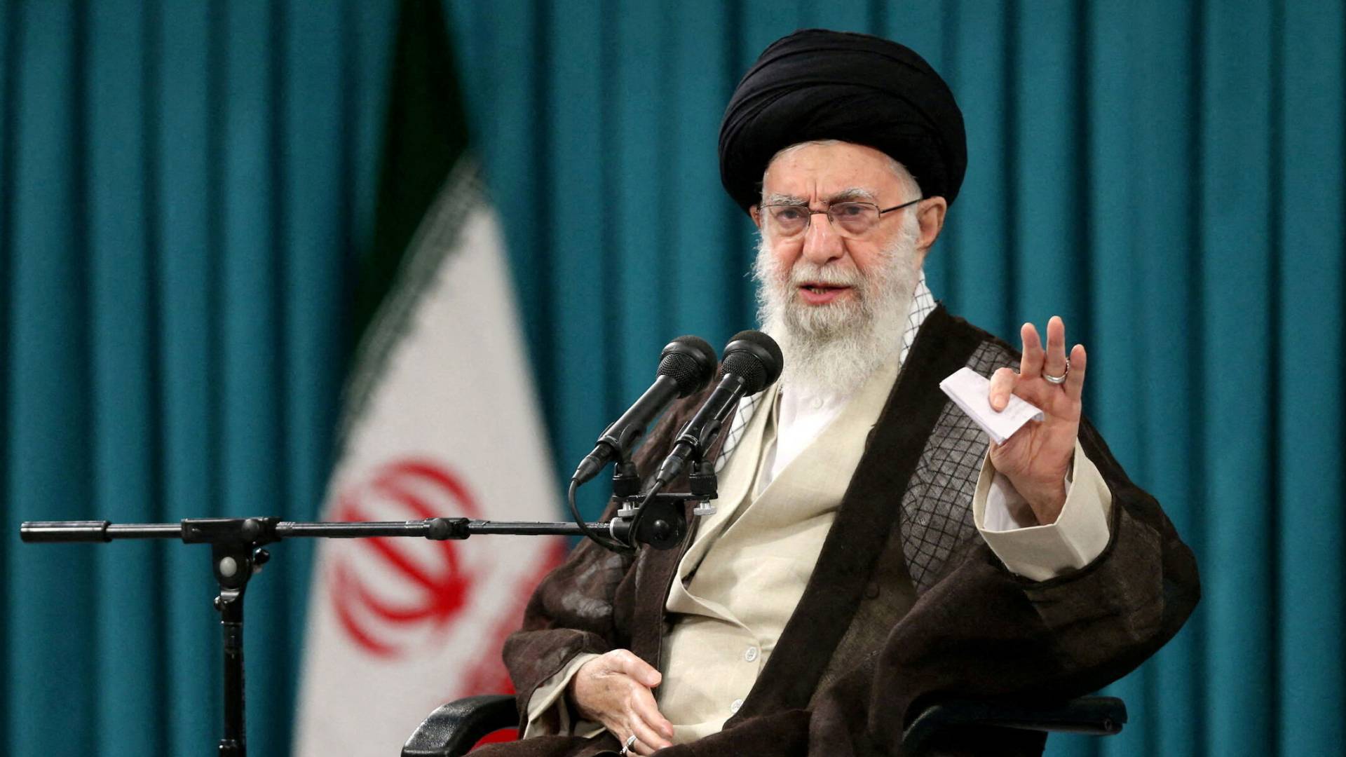 المرشد الإيراني علي خامنئي