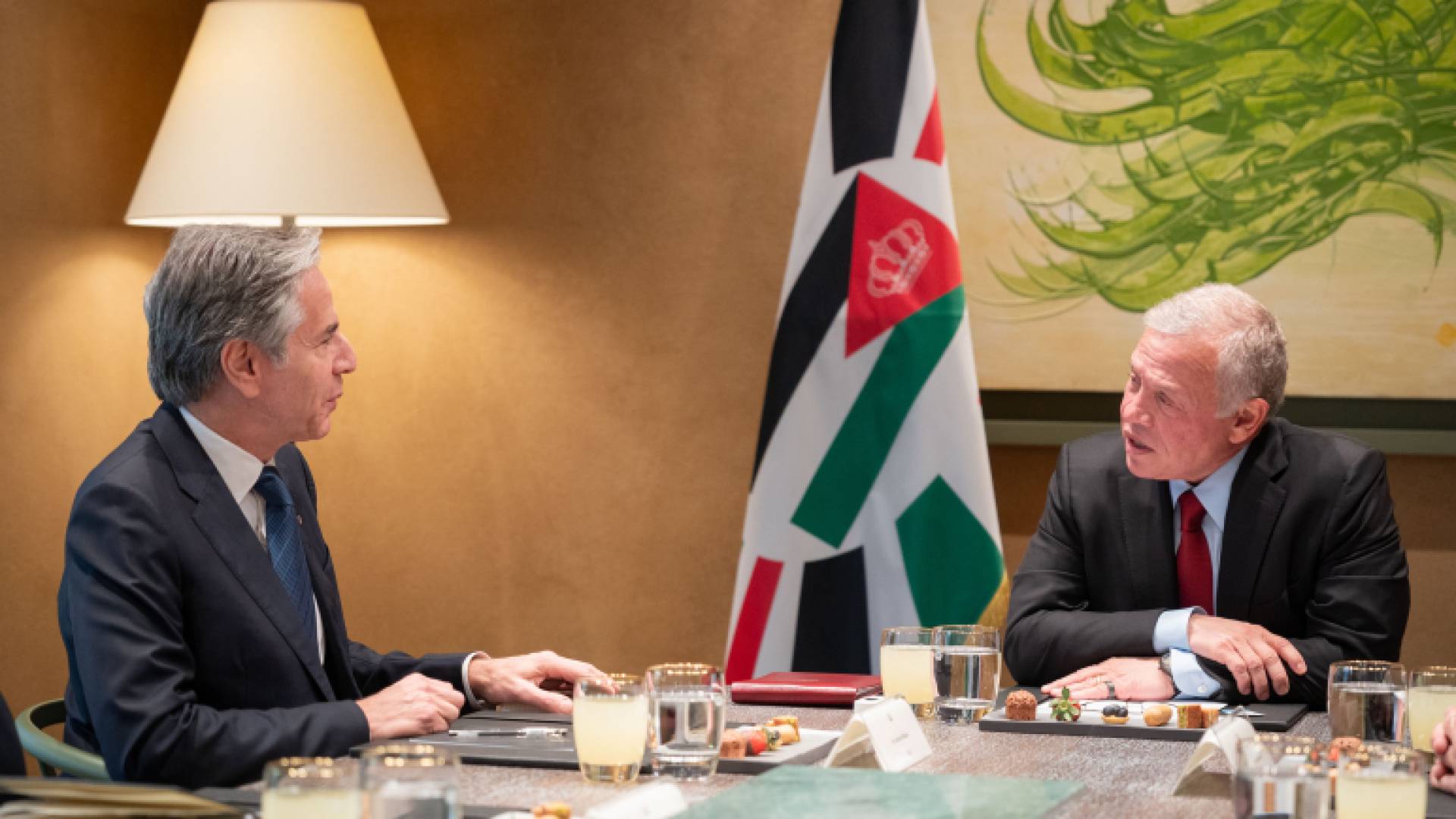 جلالة الملك عبدالله الثاني ووزير الخارجية الأمريكي