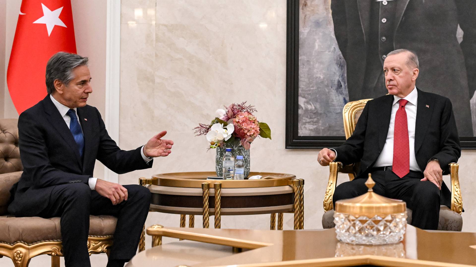 وزير الخارجية الأمريكي أنتوني بلينكن والرئيس التركي أردوغان