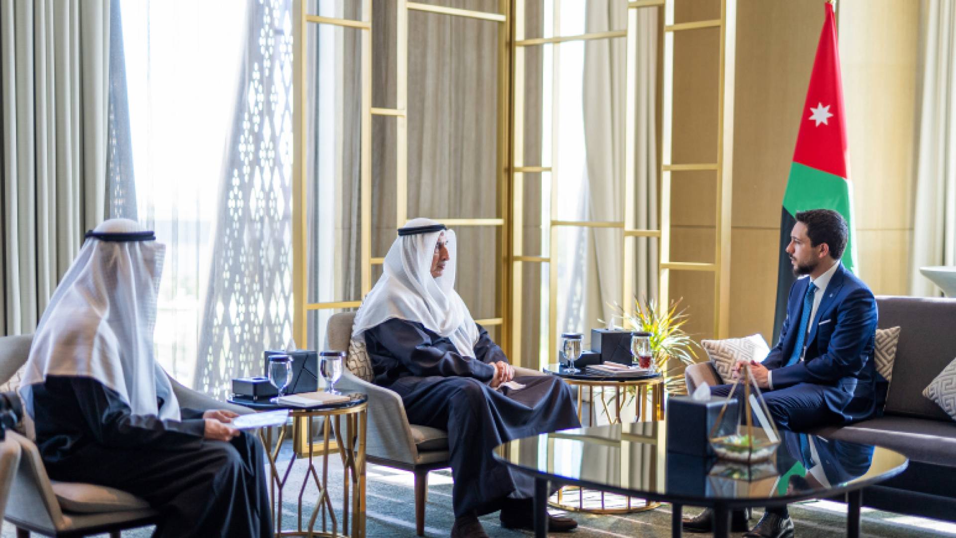 ولي العهد يلتقي بالكويت مدير عام الصندوق العربي للإنماء الاقتصادي والاجتماعي