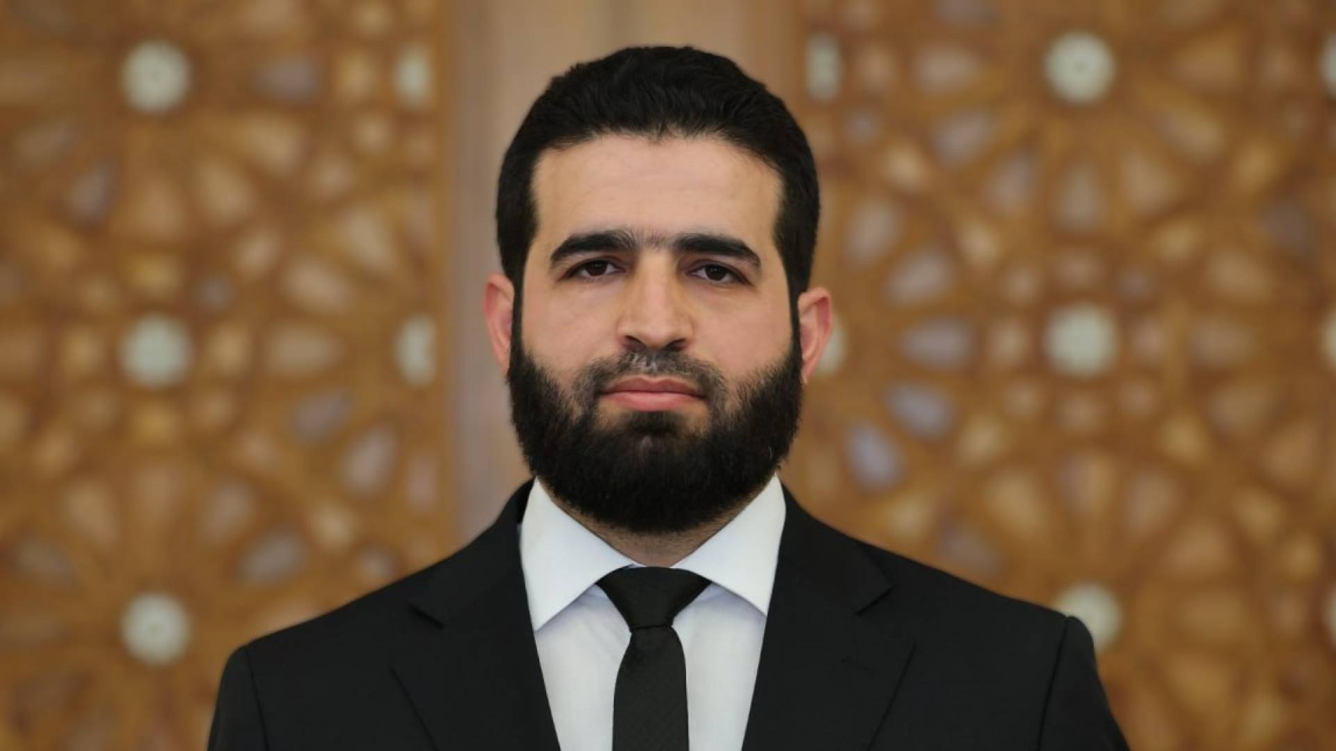 انس خطاب رئيس جهاز الاستخبارات ال\جديد في سوريا