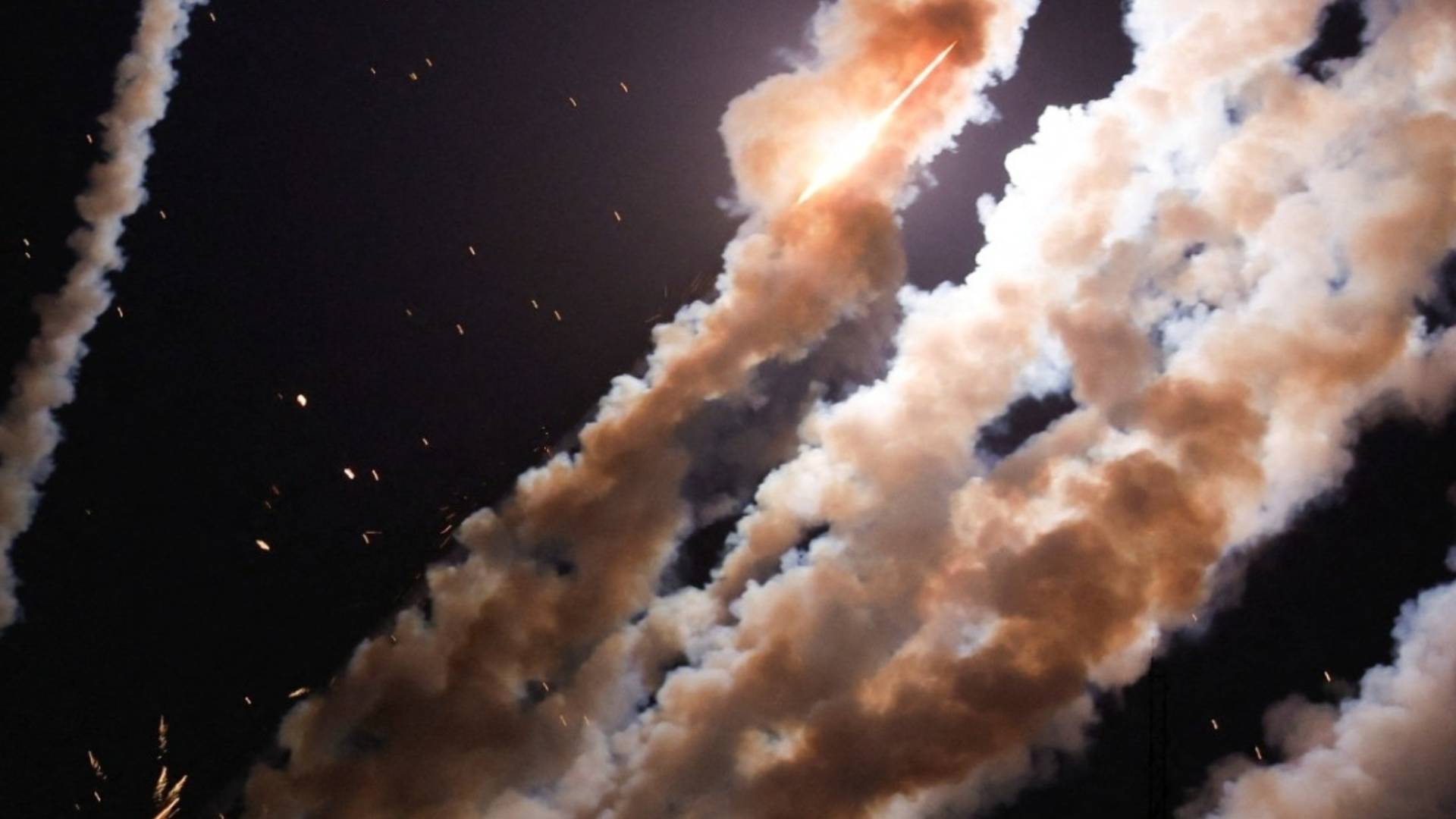 رشقات صاروخية