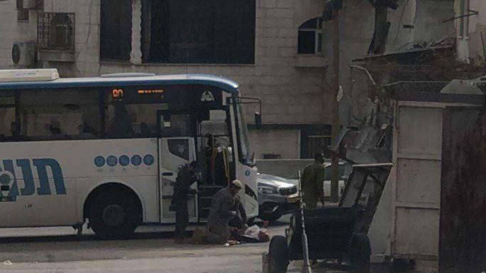 مراسل رؤيا: مقتل مستوطنين في عملية إطلاق نار في الضفة الغربية