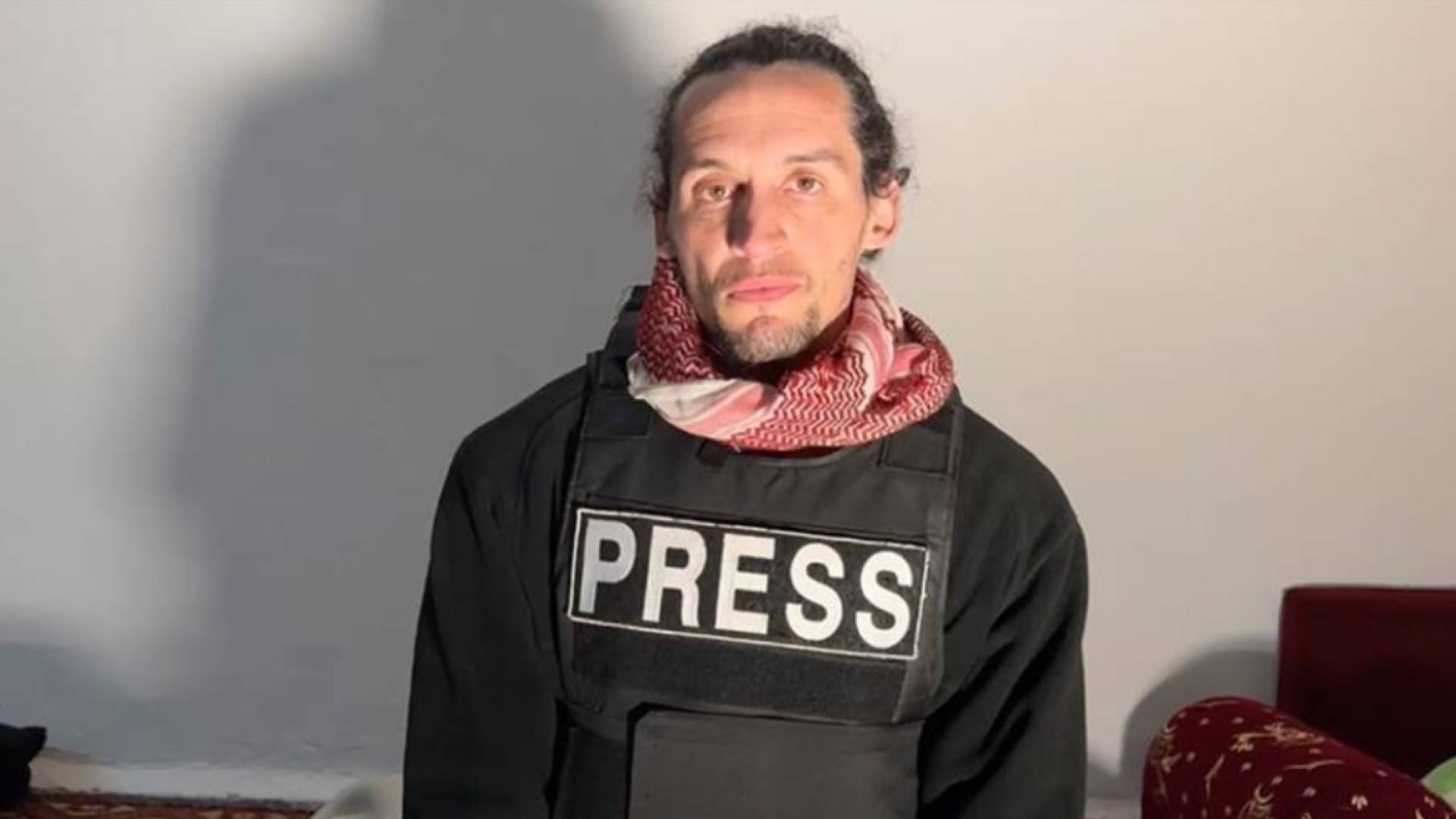 الصحفي الفرنسي سيلفان ميركادير