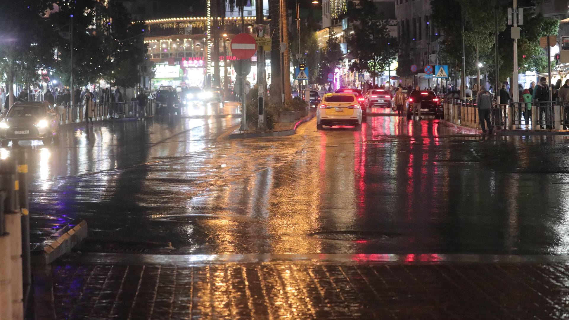 أجواء ماطرة في العاصمة عمان