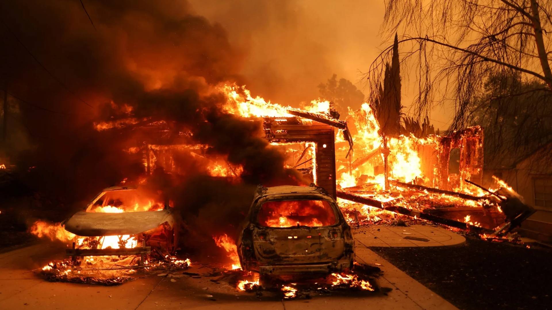 الحرائق في لوس انجيلوس