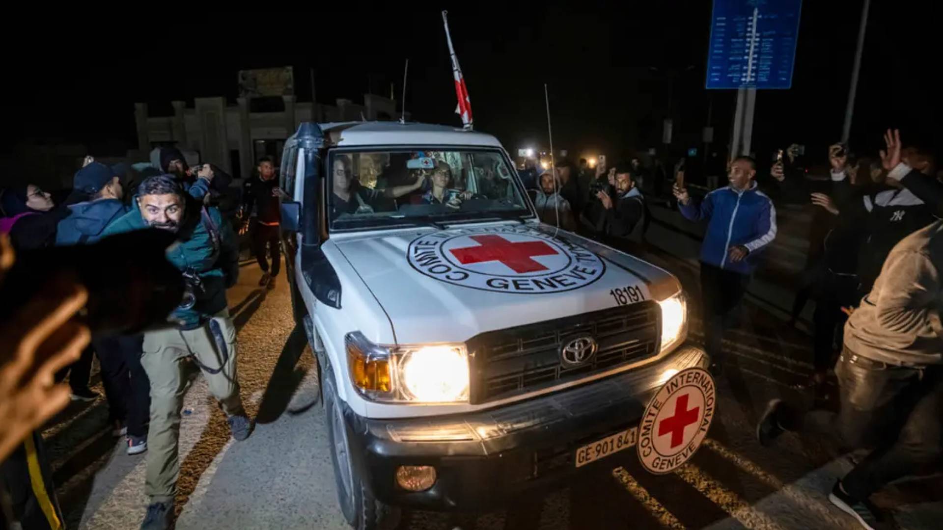 صفقة تبادل سابقة