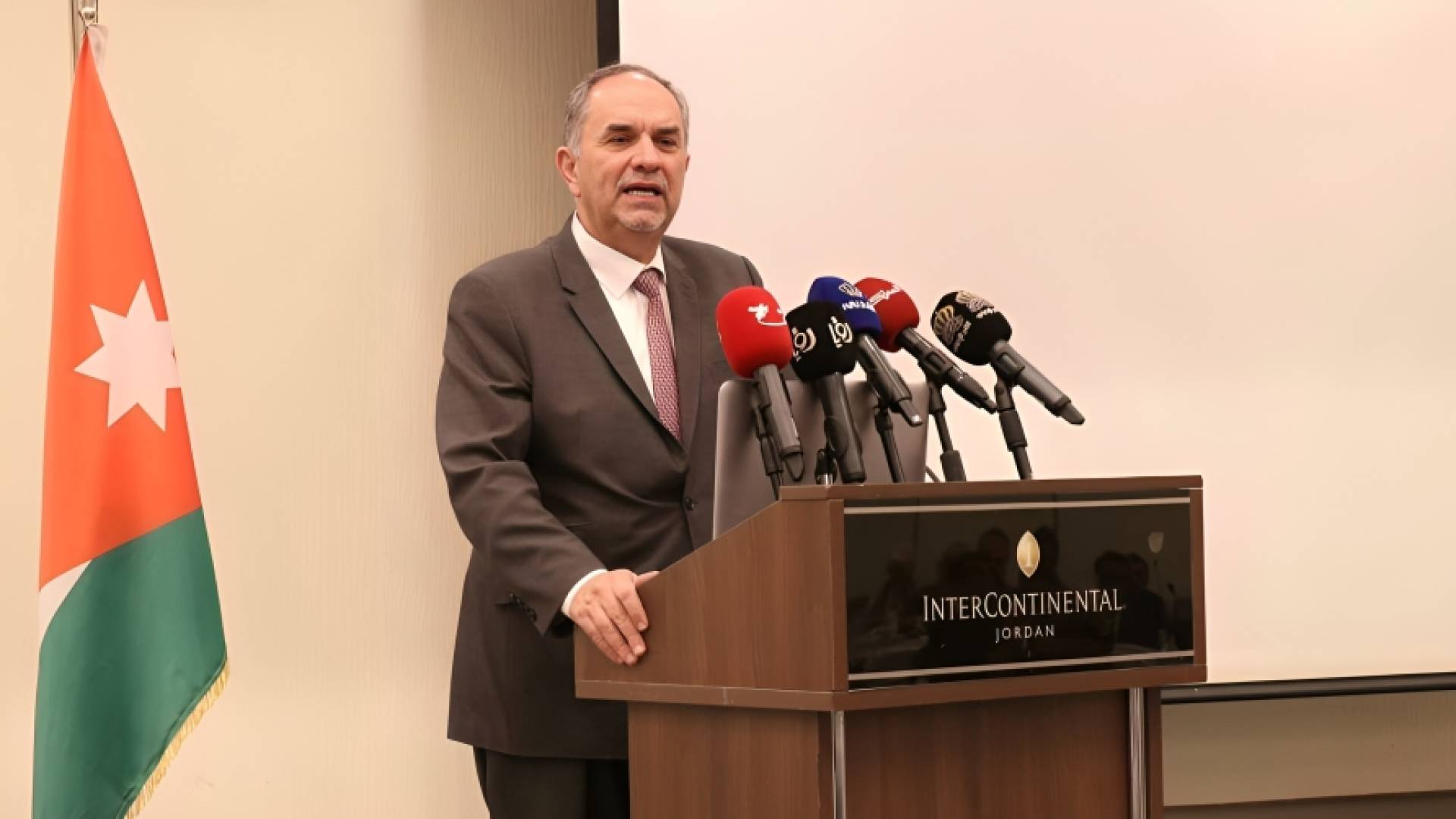 وزير العدل الدكتور بسام التلهوني