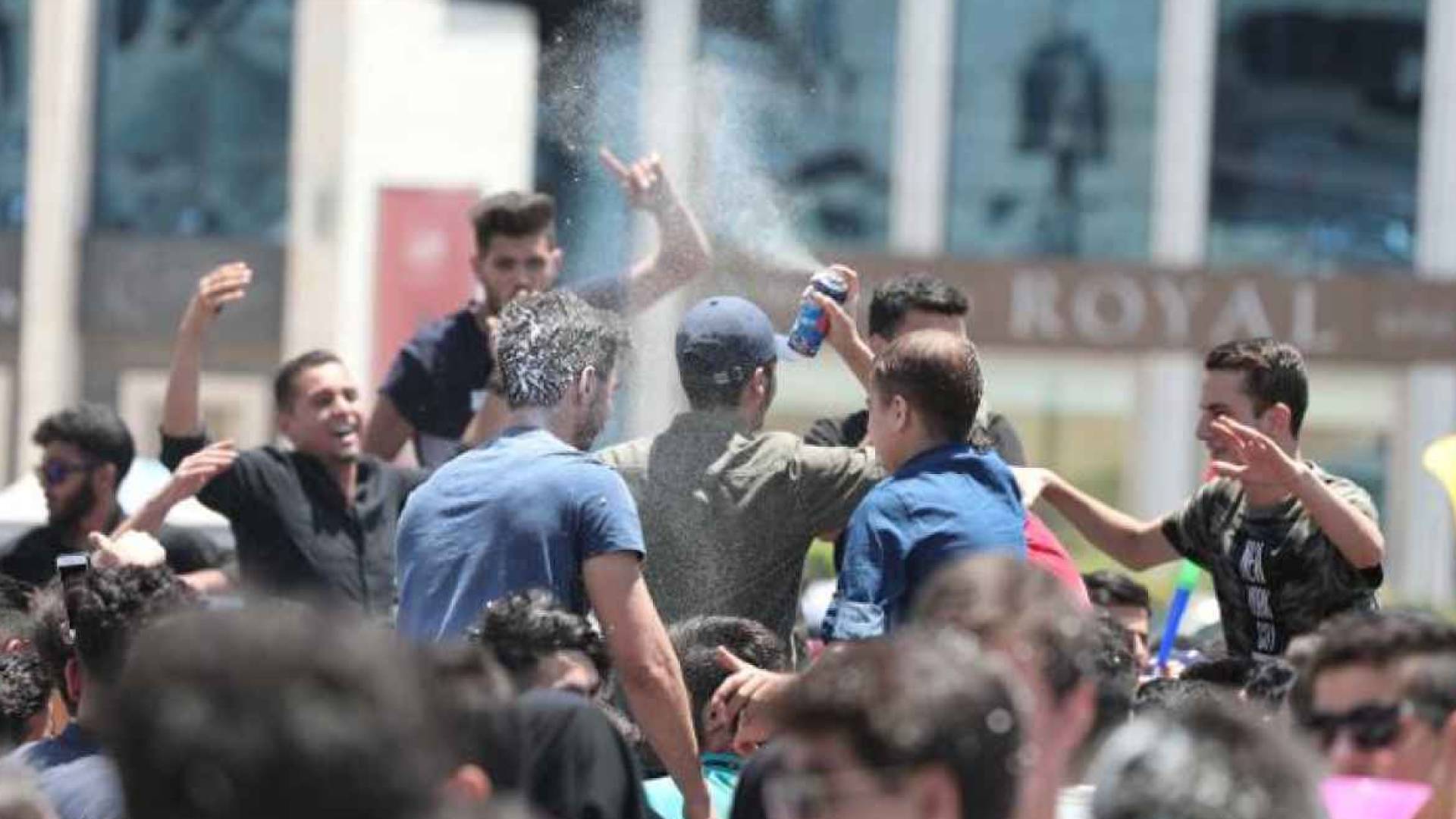 طلبة الثانوية العامة