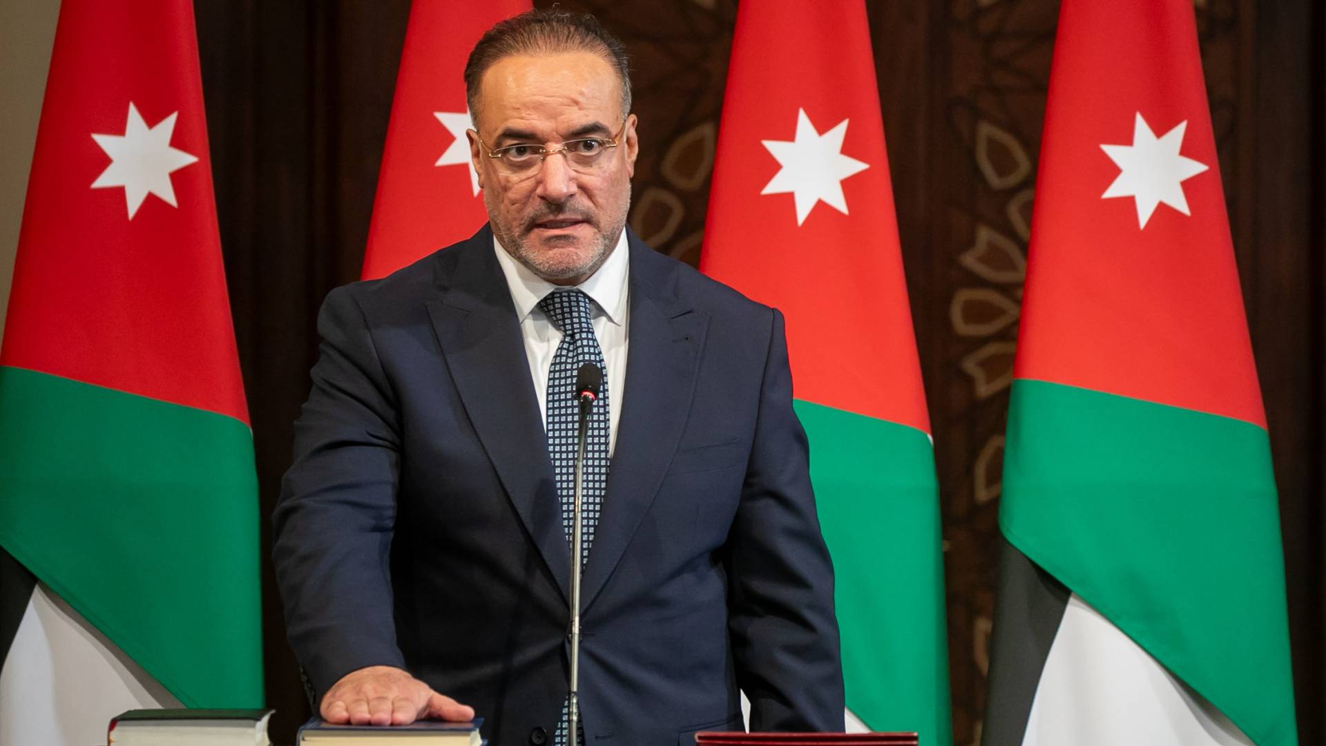 وزير المالية عبد الحكيم الشبلي