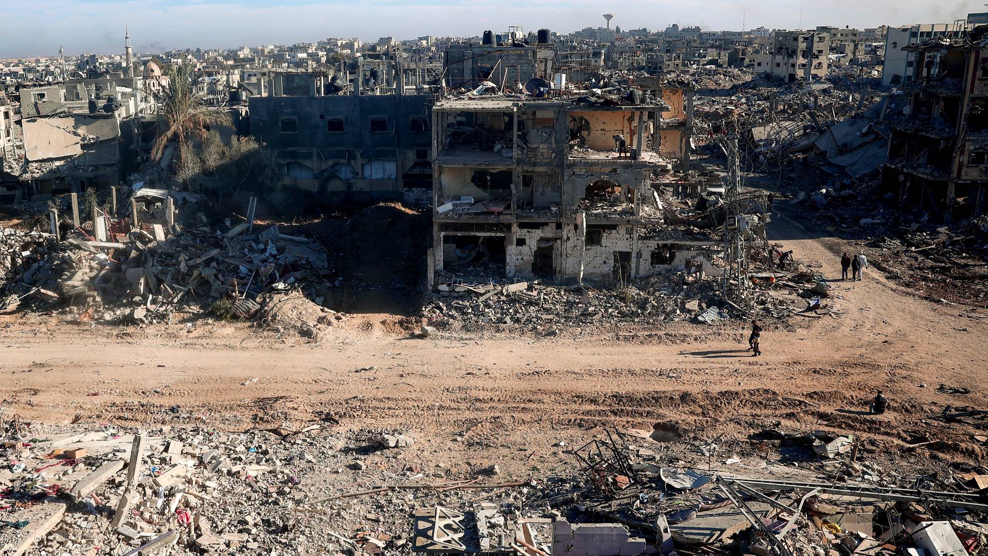 دمار مبان وأحياء سكنية بغزة