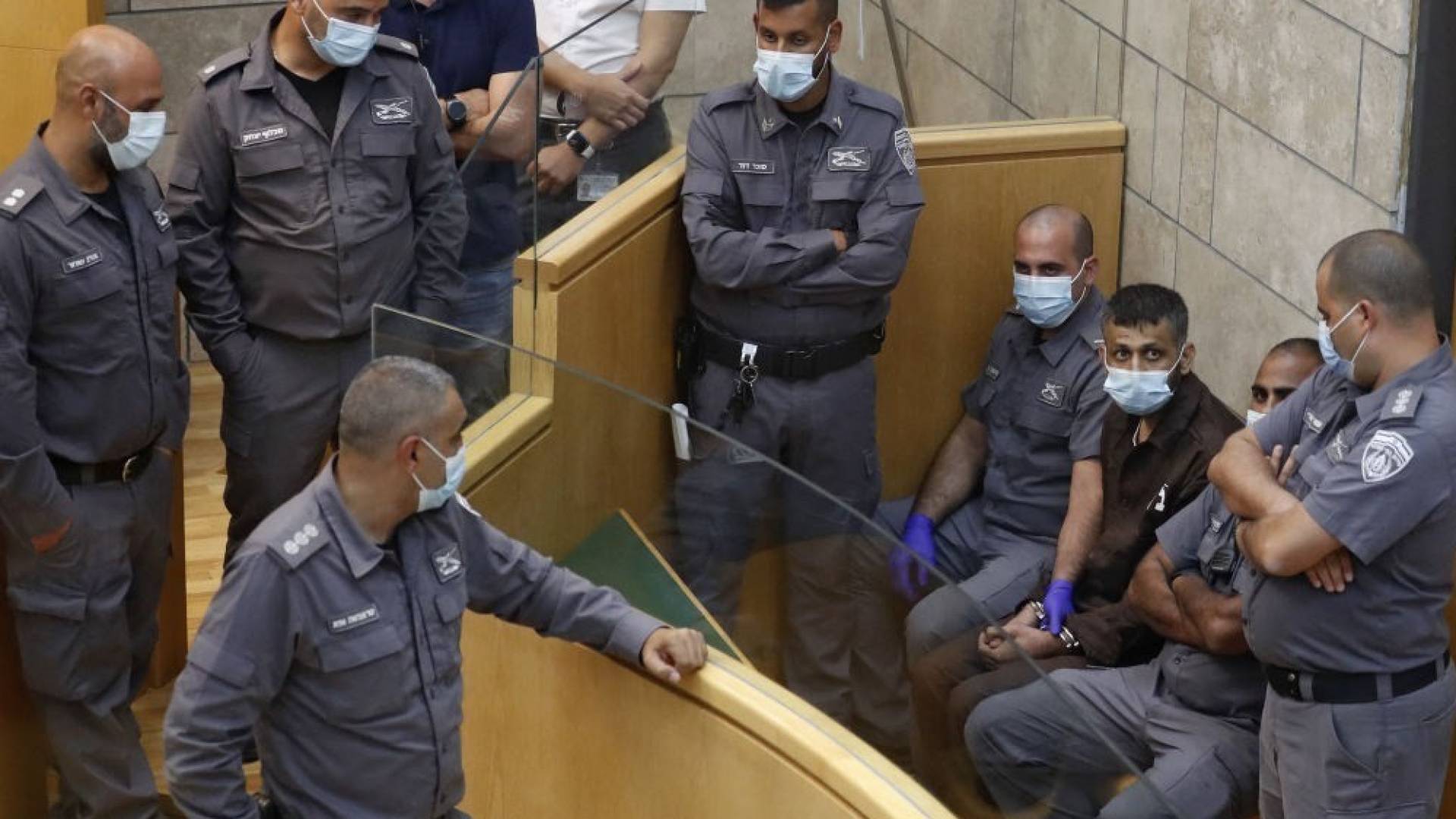 الأسير الفلسطيني محمد العارضة خلال تعرضه للمحاكمة - أرشيفية