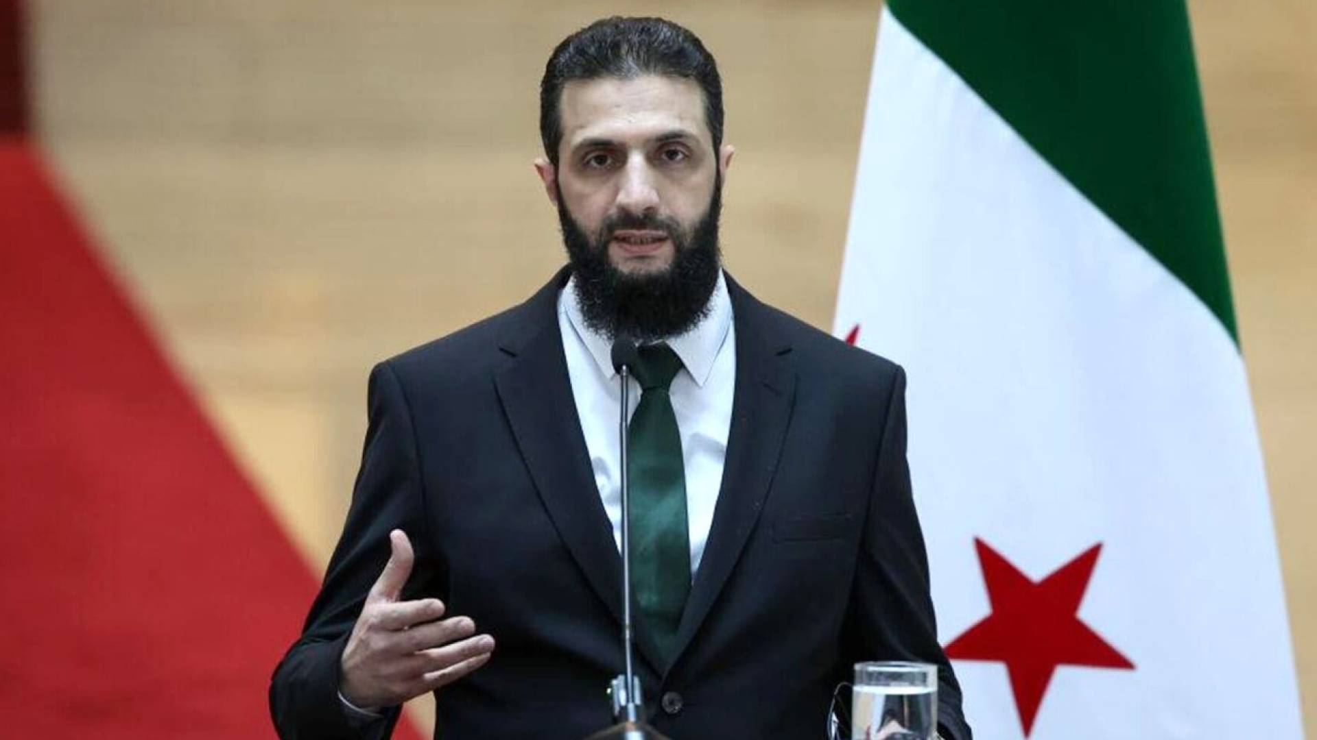 الرئيس السوري أحمد الشرع