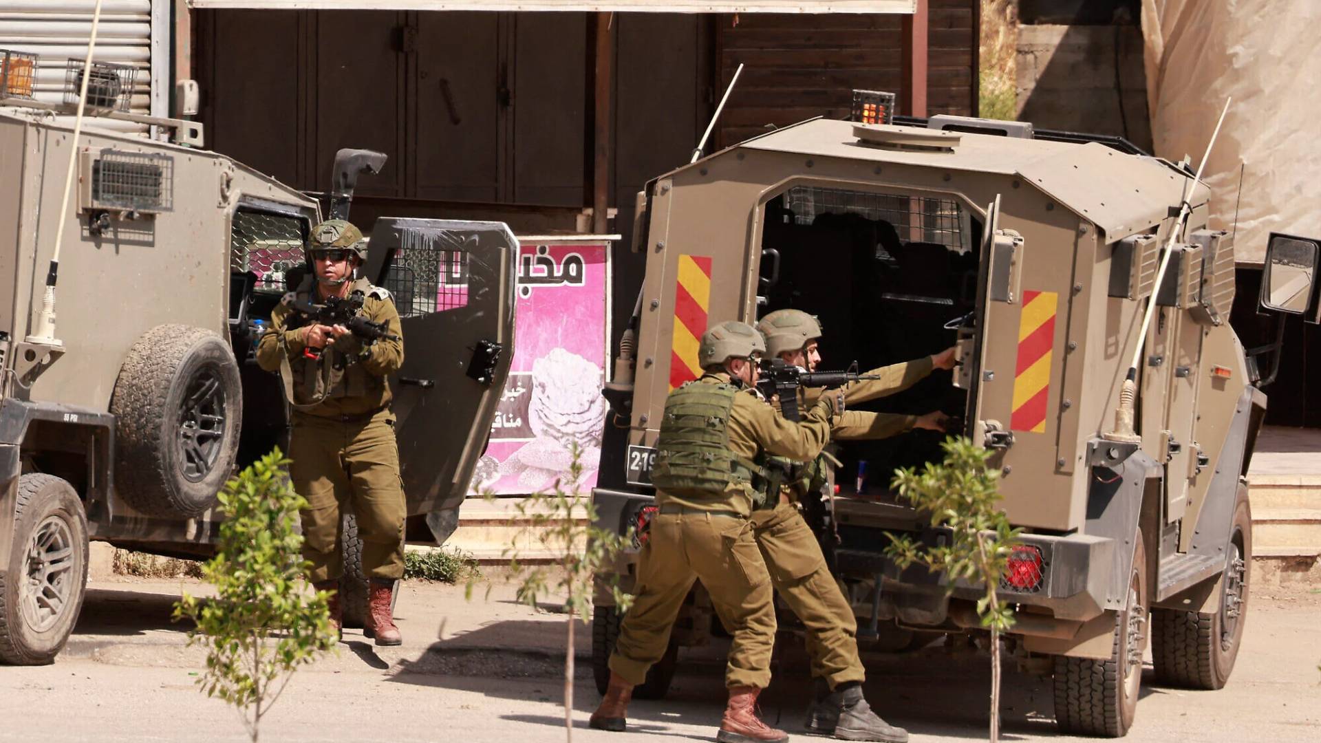 عناصر من جيش الاحتلال في اقتحام لمناطق الضفة الغربية - أرشيفية