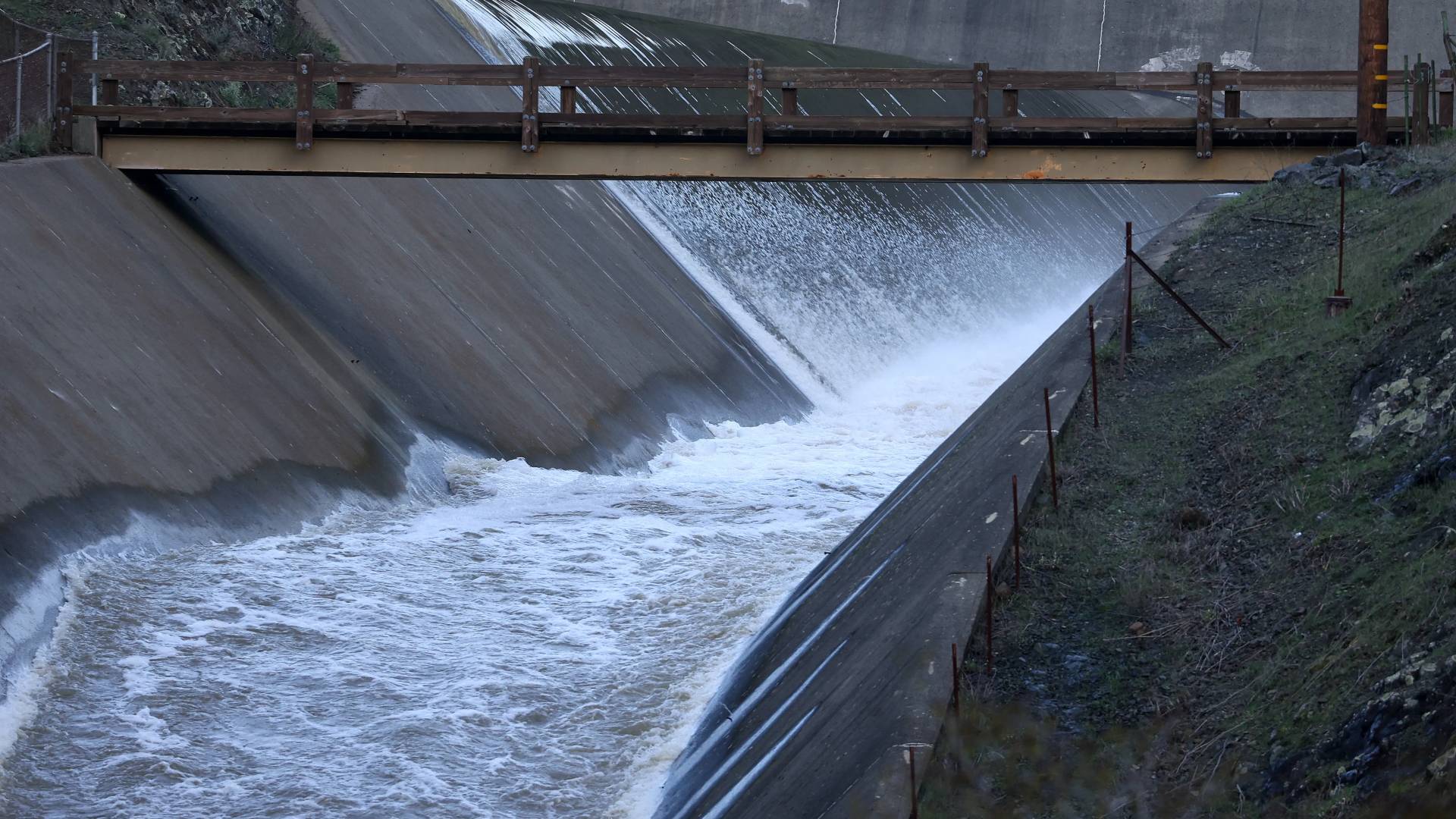 "المياه والري": السدود تخزن 3 ملايين متر مكعب خلال 24 ساعة