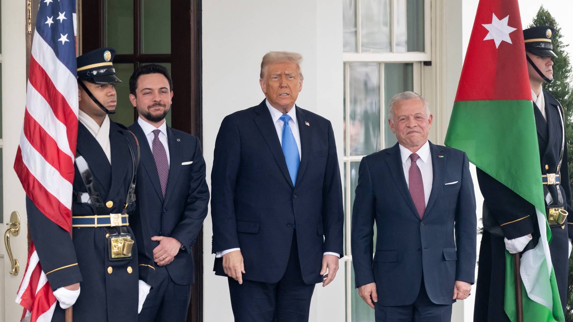 خلال استقبال دونالد ترمب جلالة الملك عبدالله الثاني وولي العهد الأمير الحسين بن عبدالله الثاني
