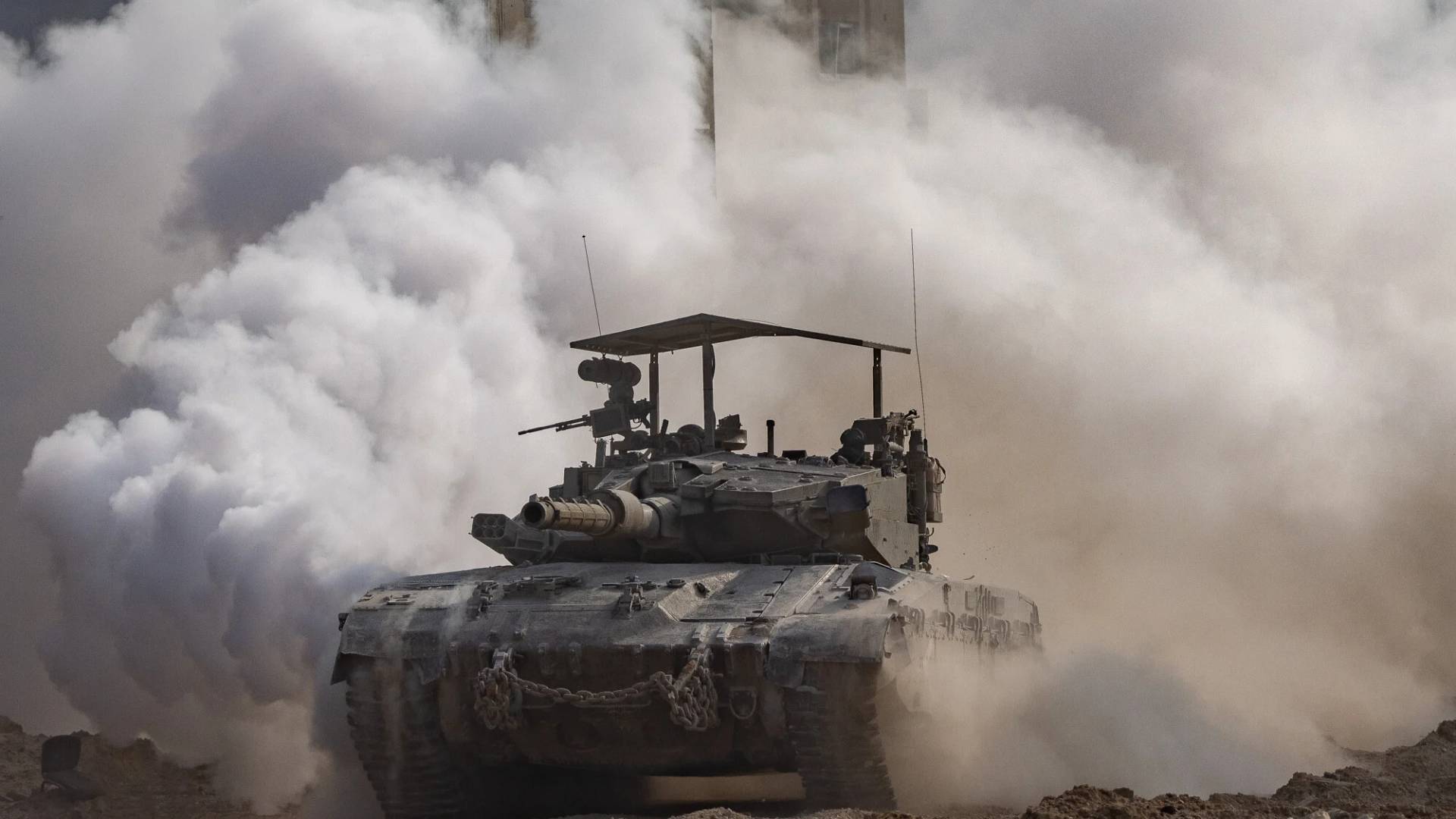 دبابة لجيش الاحتلال في قطاع غزة - أرشيفية