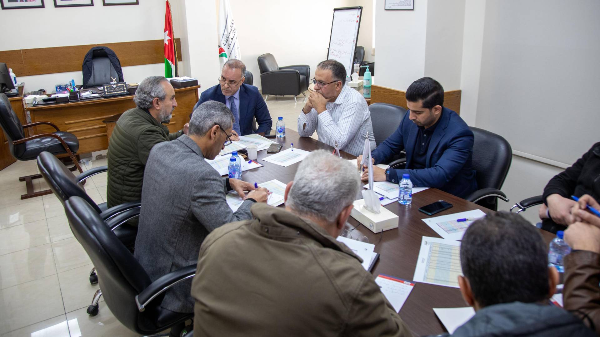 اجتماع الهيئة المستقلة للانتخاب بشأن تحديث سجلات الناخبين