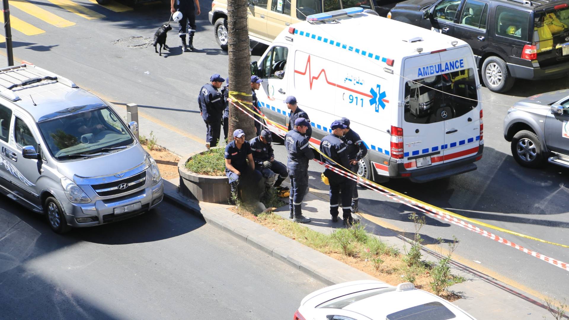 مركبات الدفاع المدني