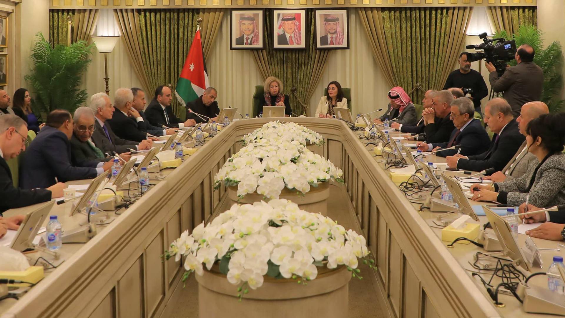 لجنة مشتركة في مجلس الأعيان