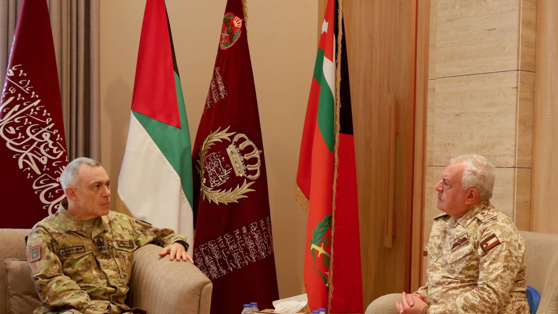 رئيس هيئة الأركان المشتركة اللواء الركن يوسف أحمد الحنيطي