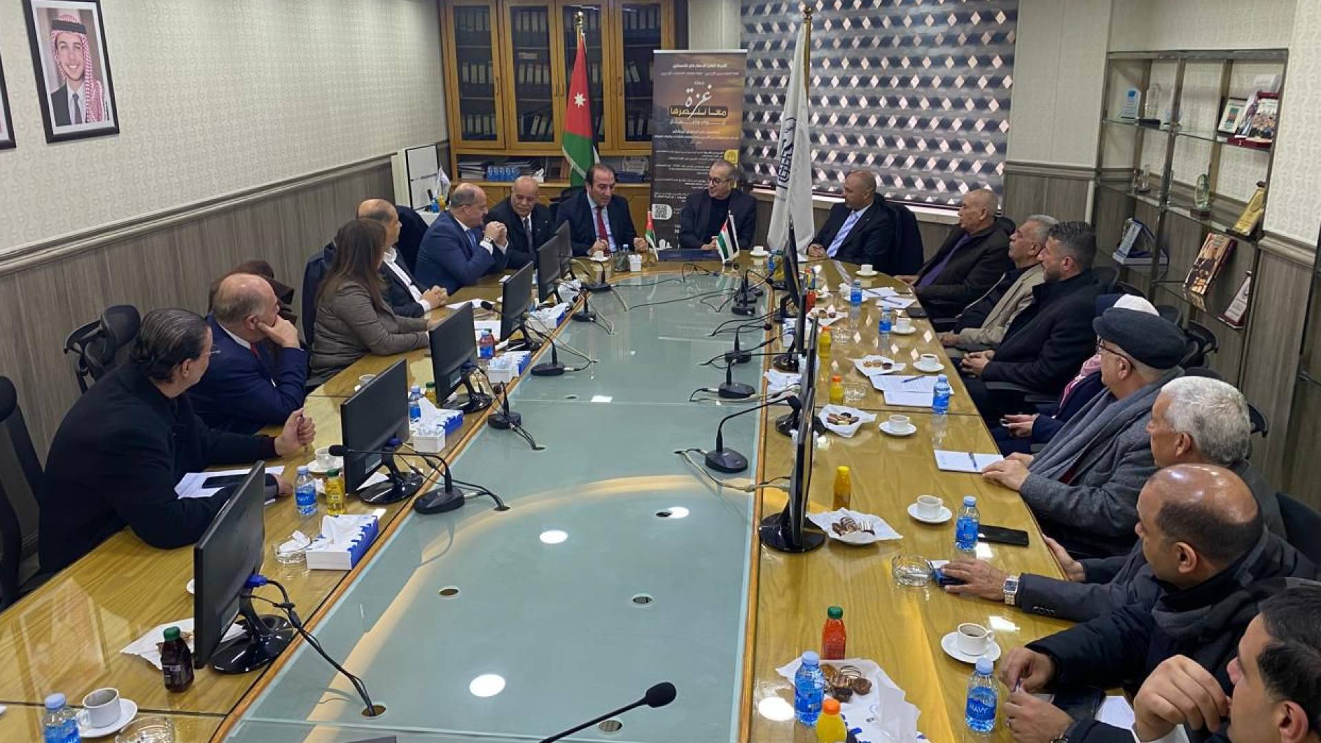 نقابتا المقاولين الأردنية والفلسطينية توقعان اتفاقية تعاون