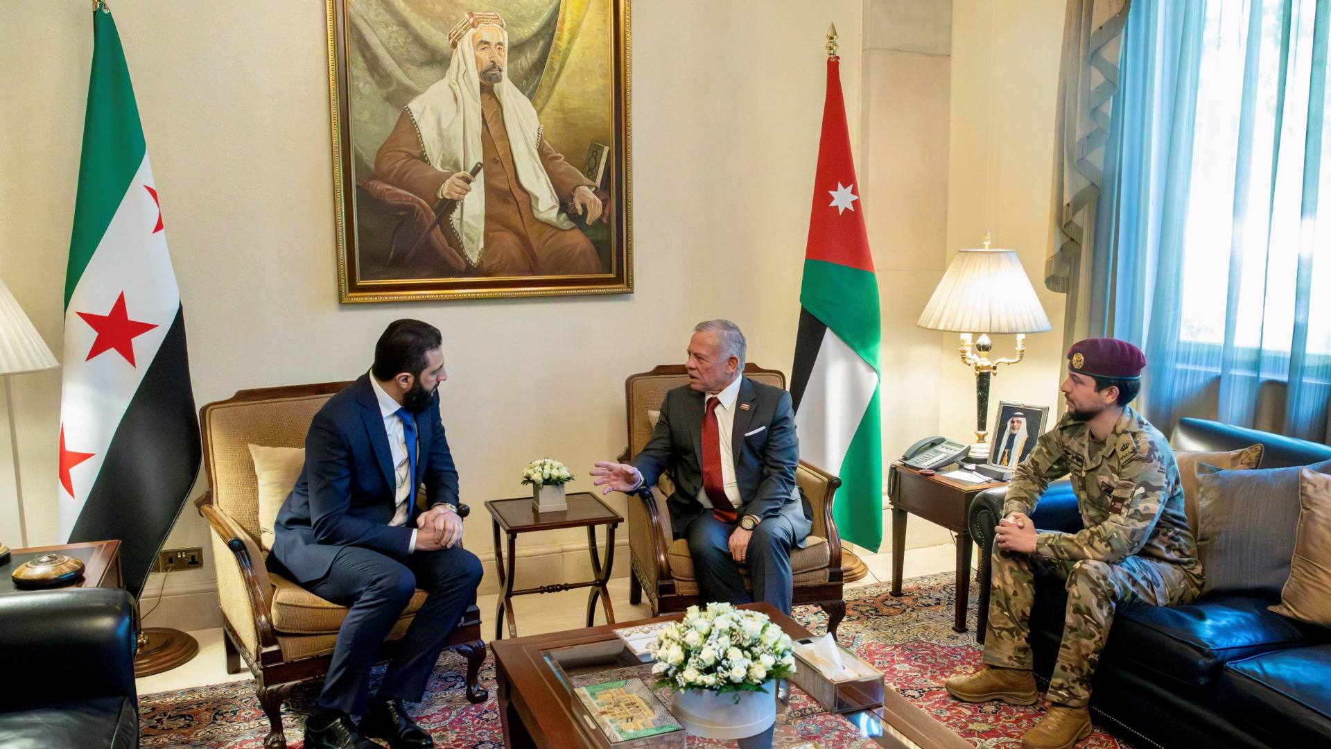 الملك يلتقي الرئيس السوري أحمد الشرع