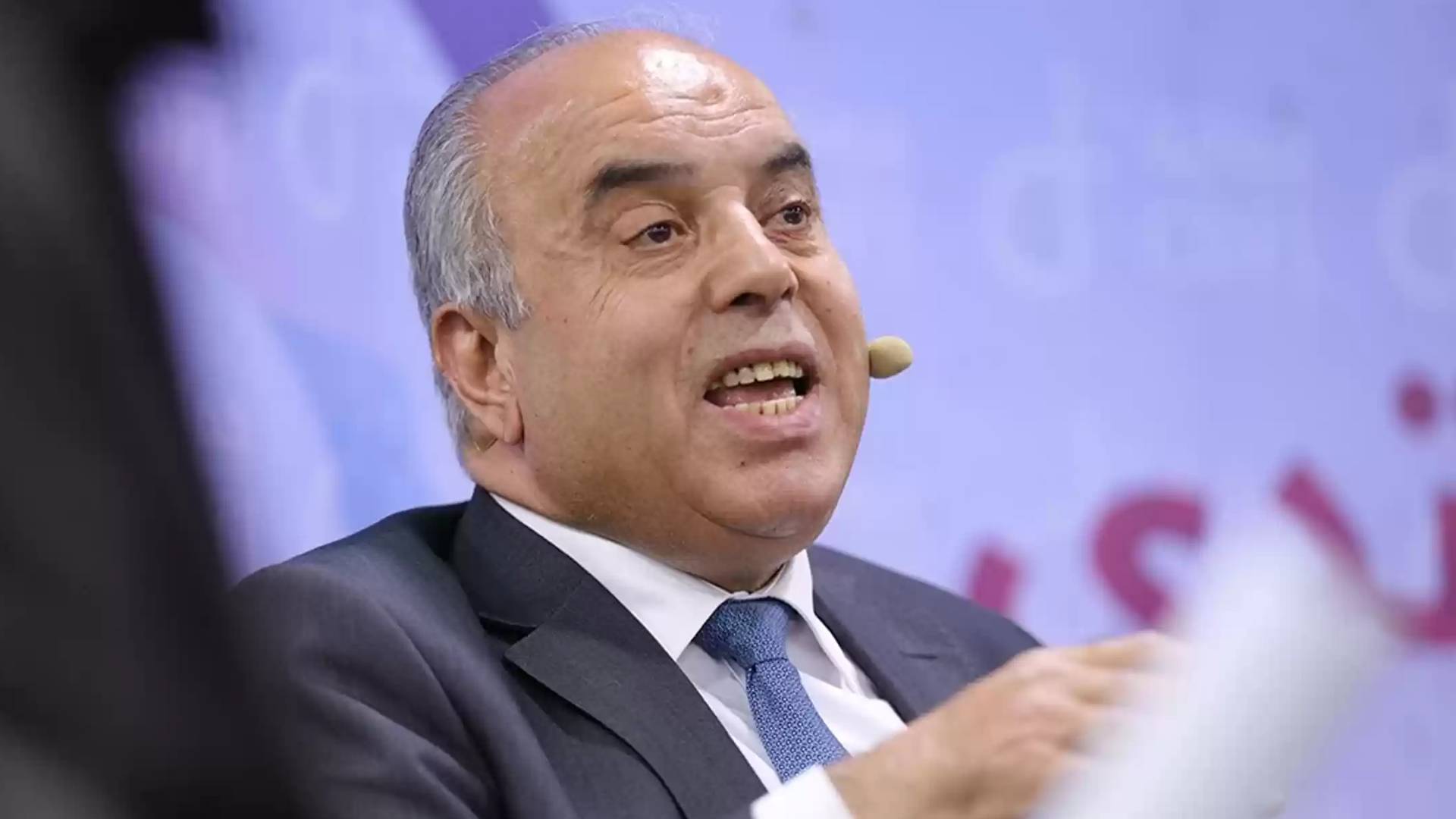 وزير التربية والتعليم عزمي محافظة