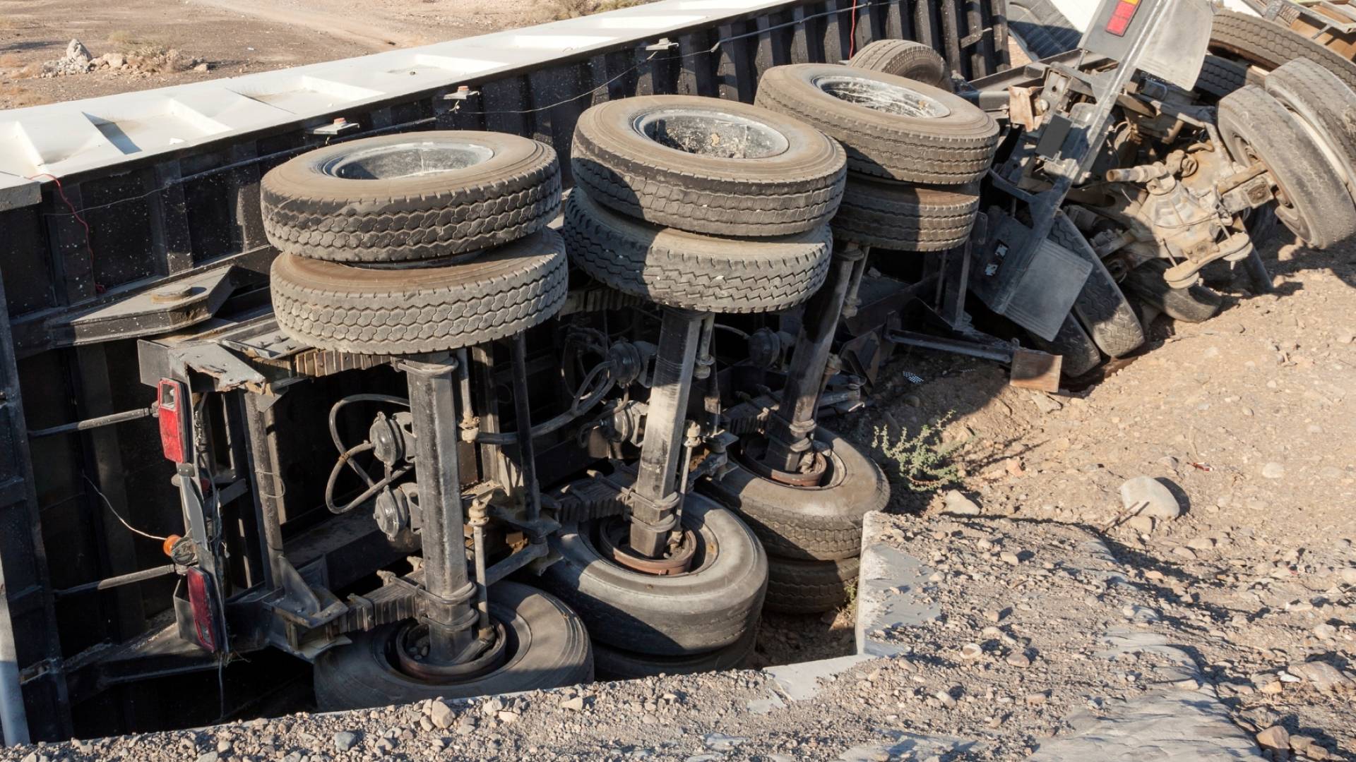 تدهور شاحنة "أرشيفية"