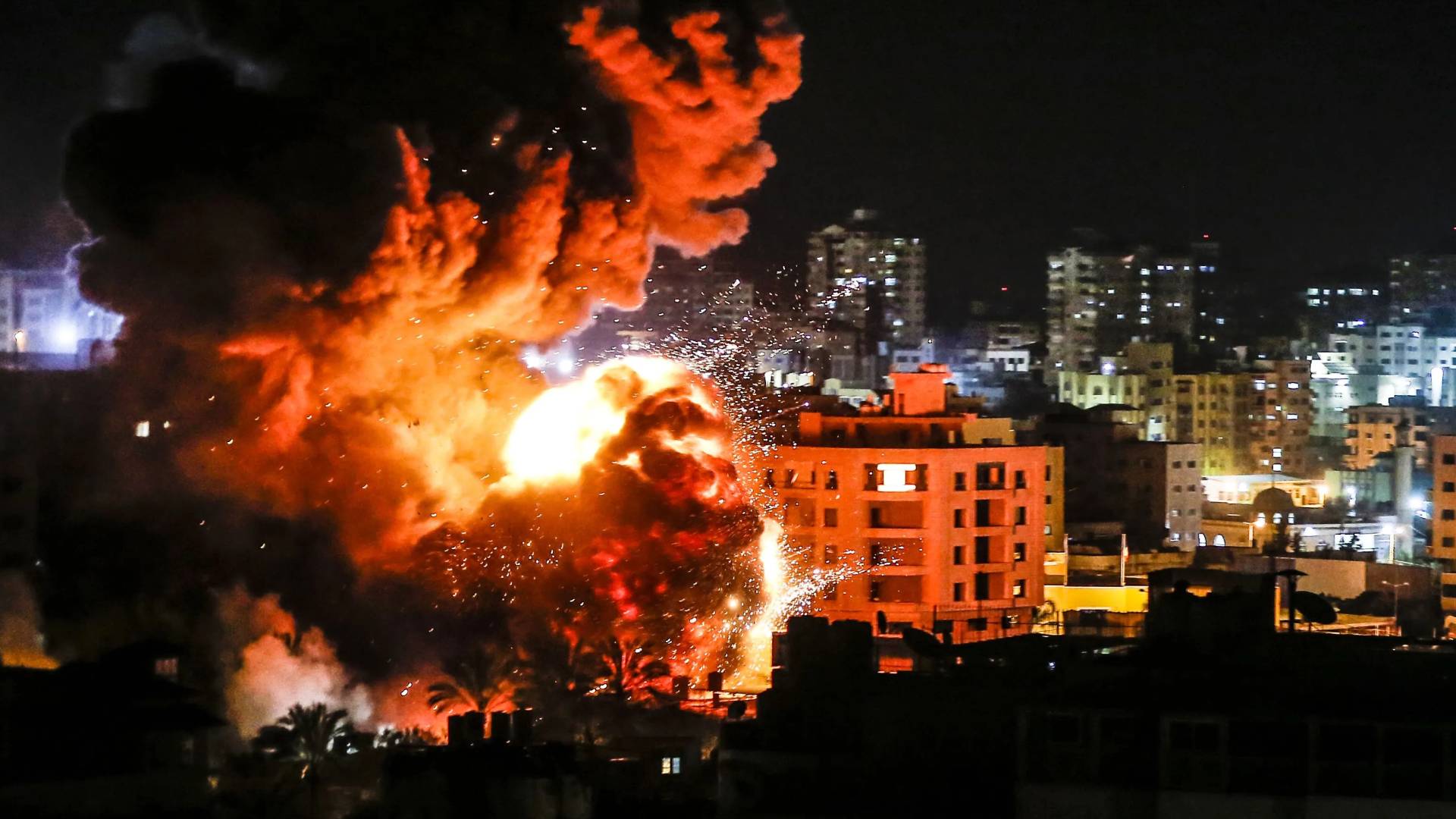 غارات على غزة