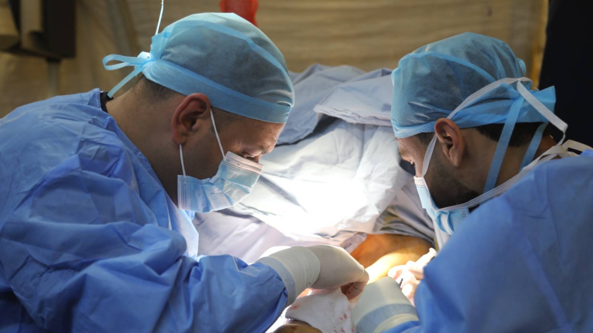 المستشفى الميداني الأردني جنوب غزة/5 يستقبل عدد من الإصابات جراء استئناف الغارات الجوية على قطاع غزة