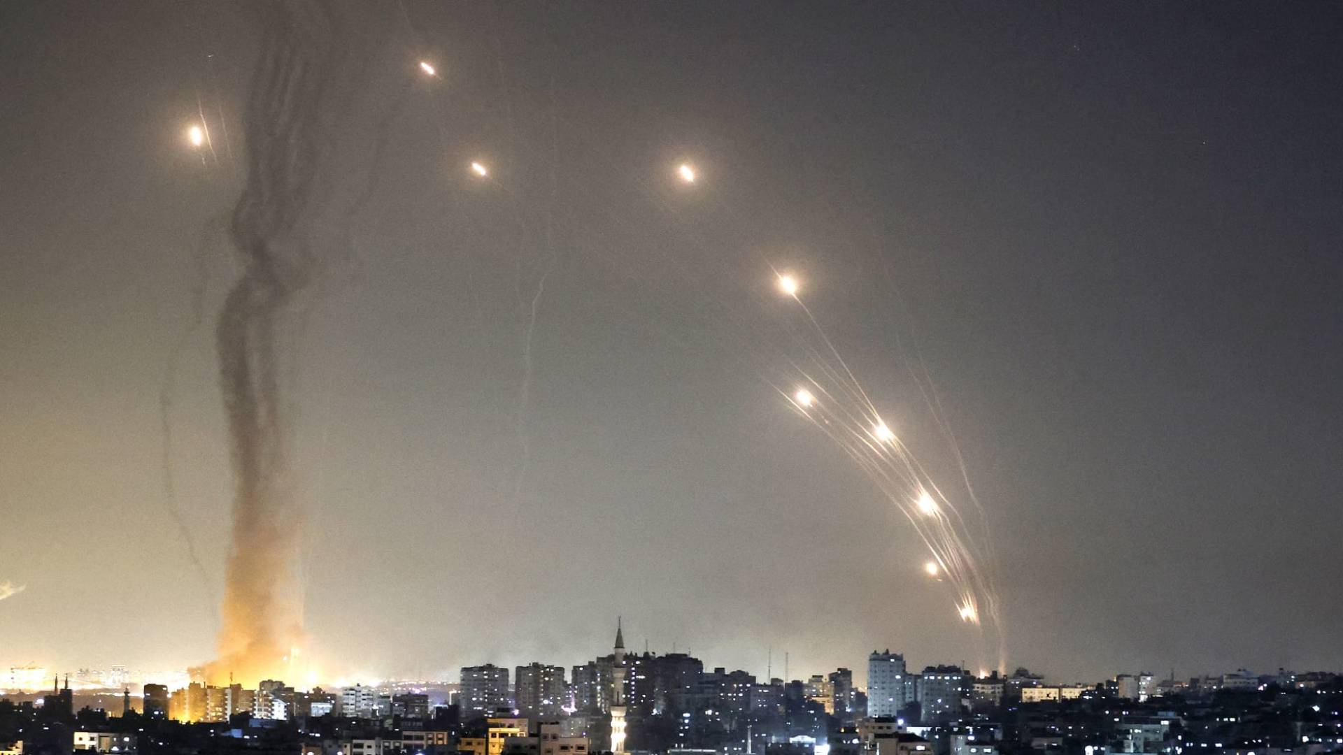 هجوم صاروخي دقيق يستهدف حاملة الطائرات الأمريكية ومطار بن غوريون في تل أبيب