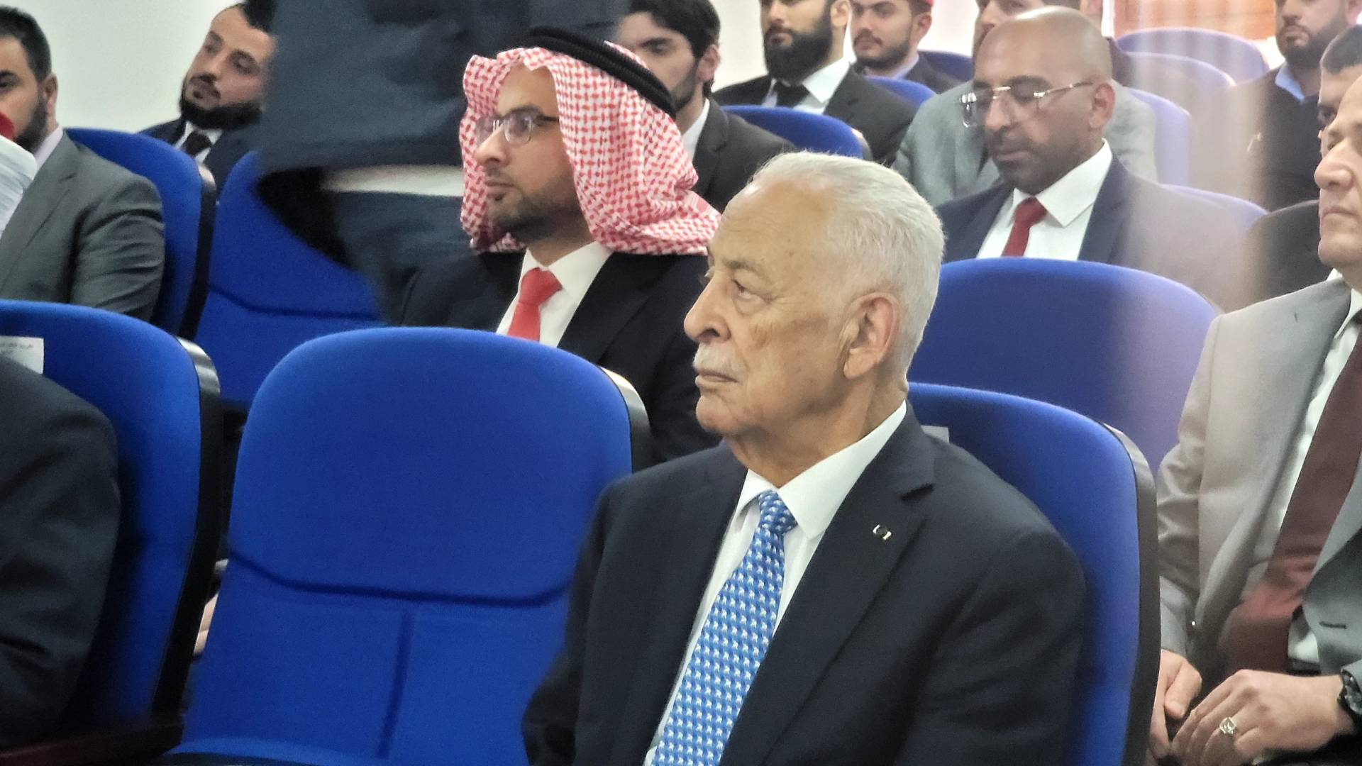 رئيس الديوان الملكي الهاشمي يوسف العيسوي