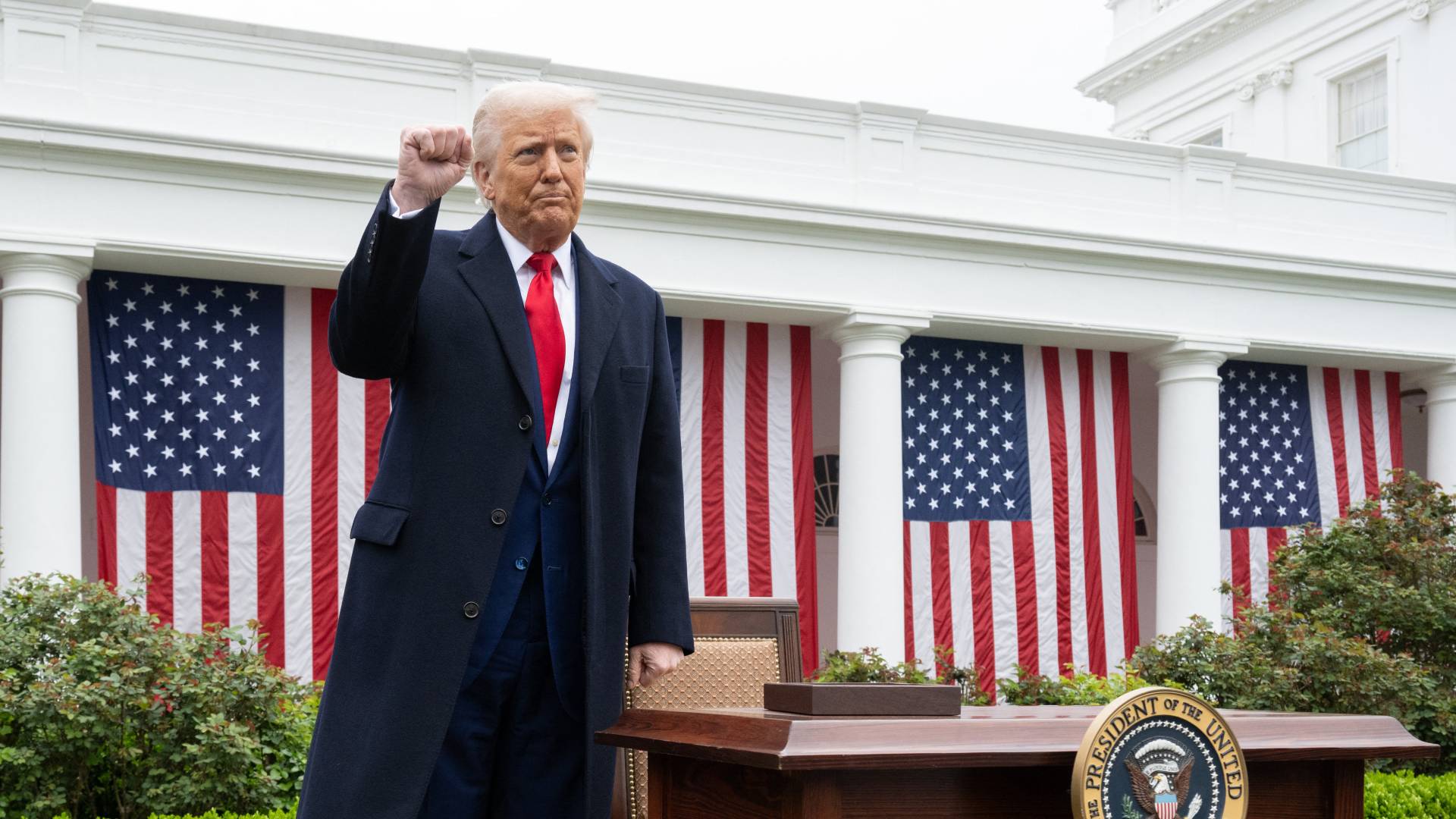 تعرف الى ردود الفعل العالمية على رسوم ترمب الجمركية