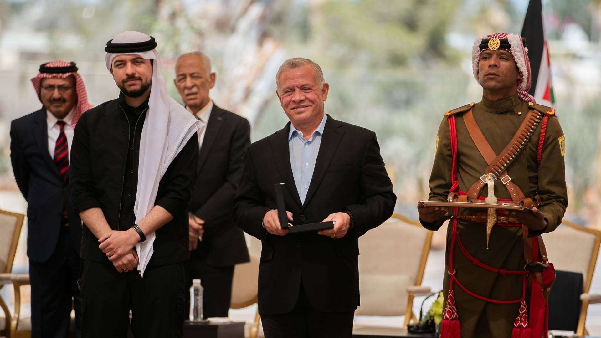 جلالة الملك عبدالله الثاني وسمو ولي العهد الامير الحسين بن عبدالله الثاني - أرشيفية