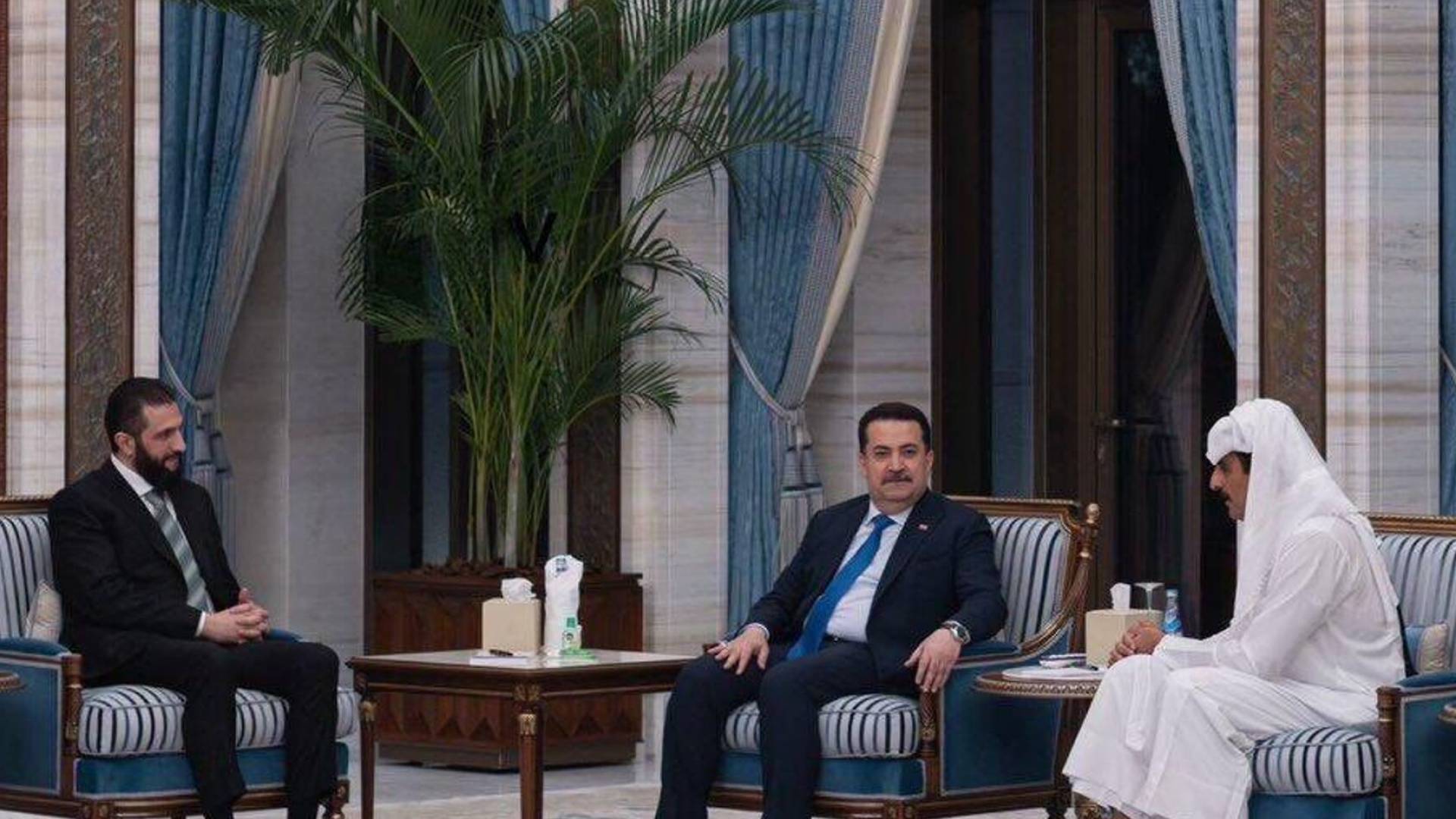 لقاء الرئيس السوري أحمد الشرع ورئيس الوزراء العراقي محمد شياع السوداني في قطر