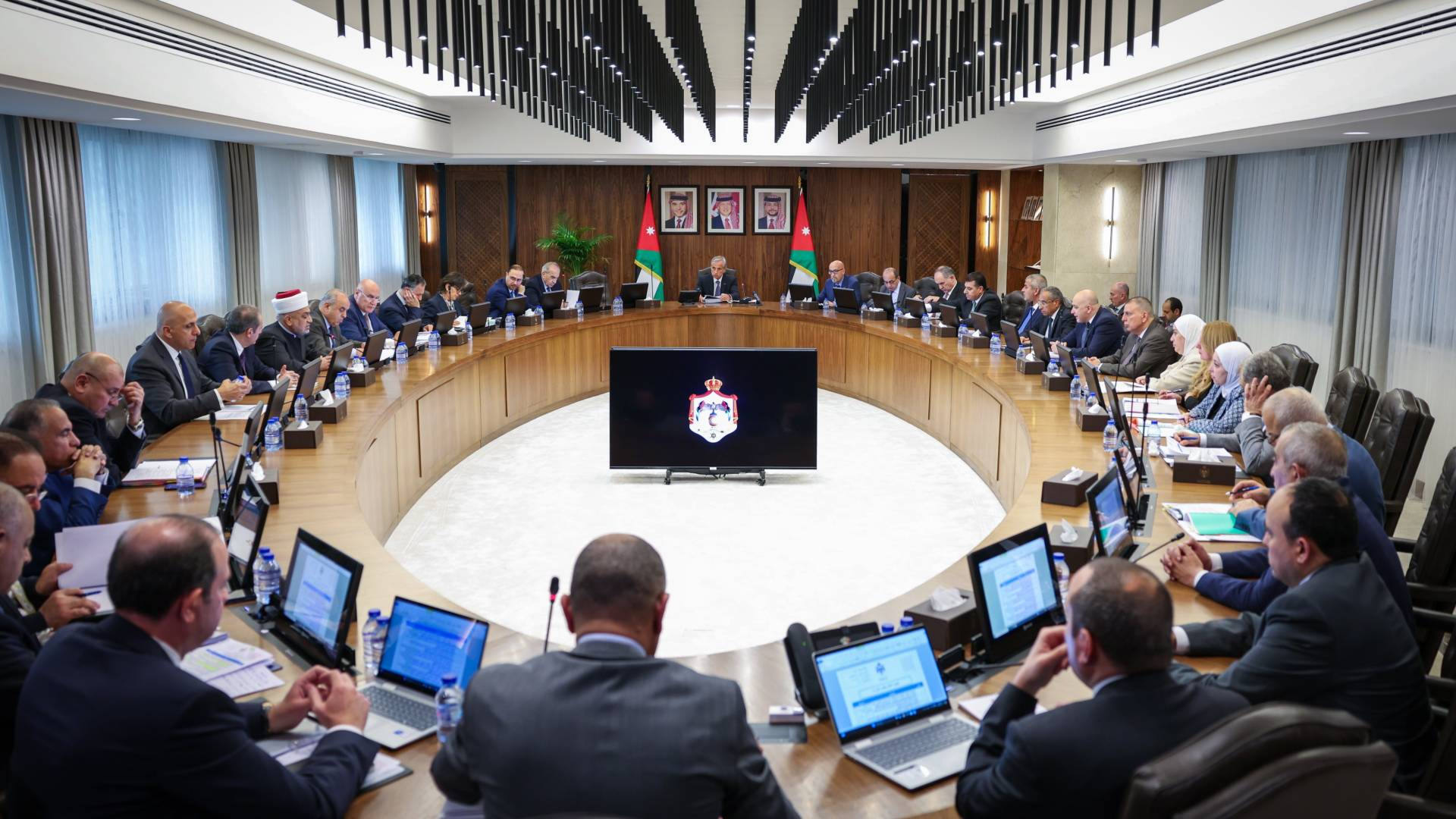 حكومة جعفر حسان