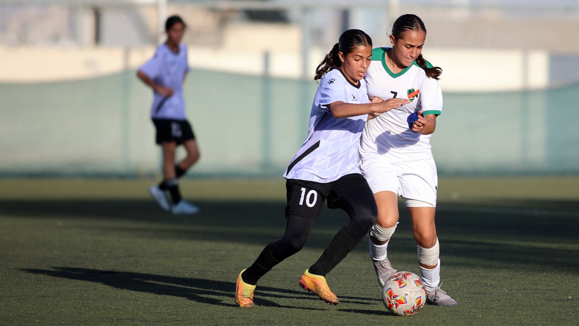 من المنافسات